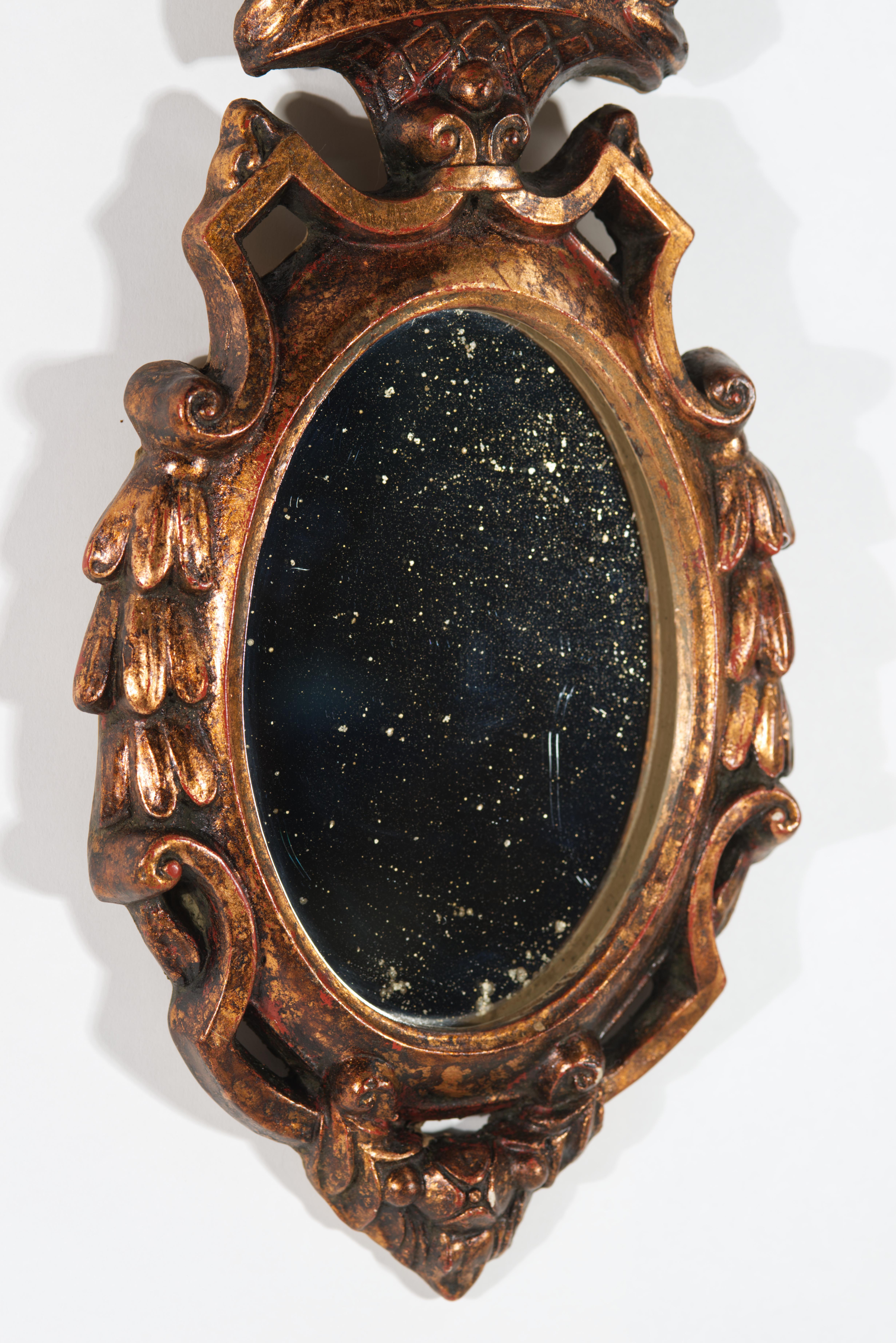 American Wood & Gesso Gilt Wall Mirror by Thanhardt Burger, 1940s In Good Condition For Sale In Clifton Springs, NY