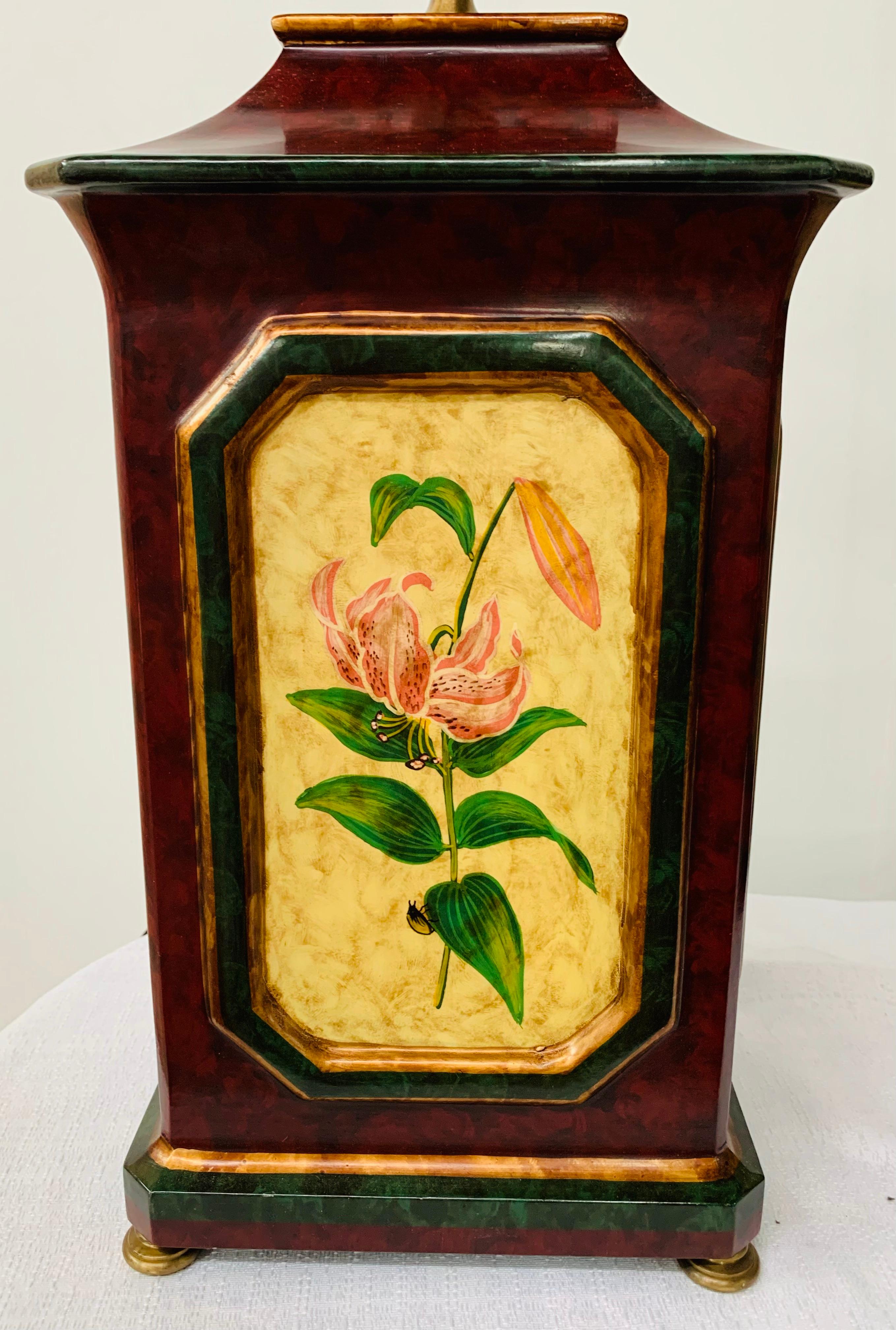 Orientalische handbemalte Holz-Tischlampe mit Blumendekoration, ein Paar im Angebot 7