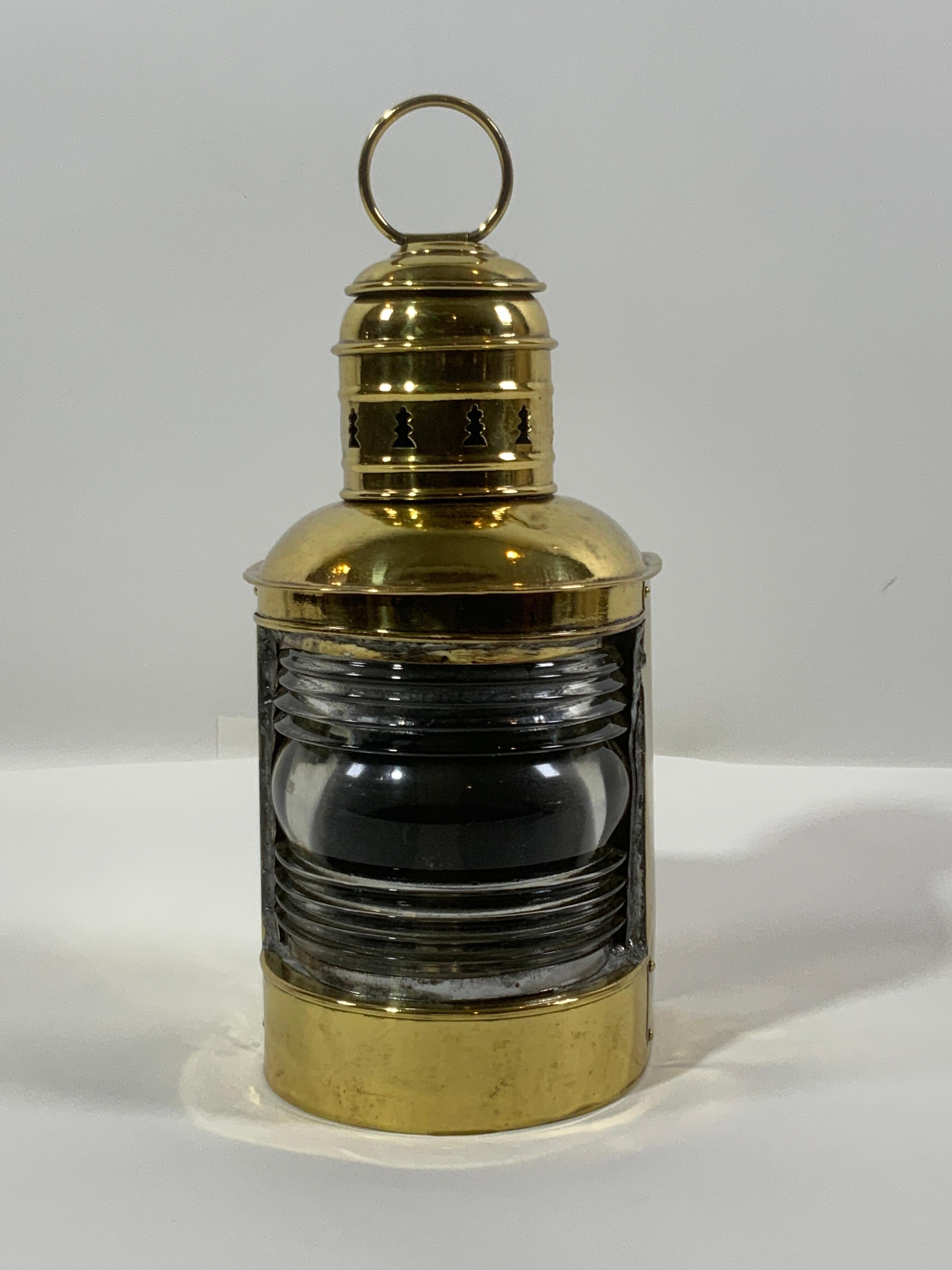 American Yacht Lantern In Good Condition For Sale In Norwell, MA