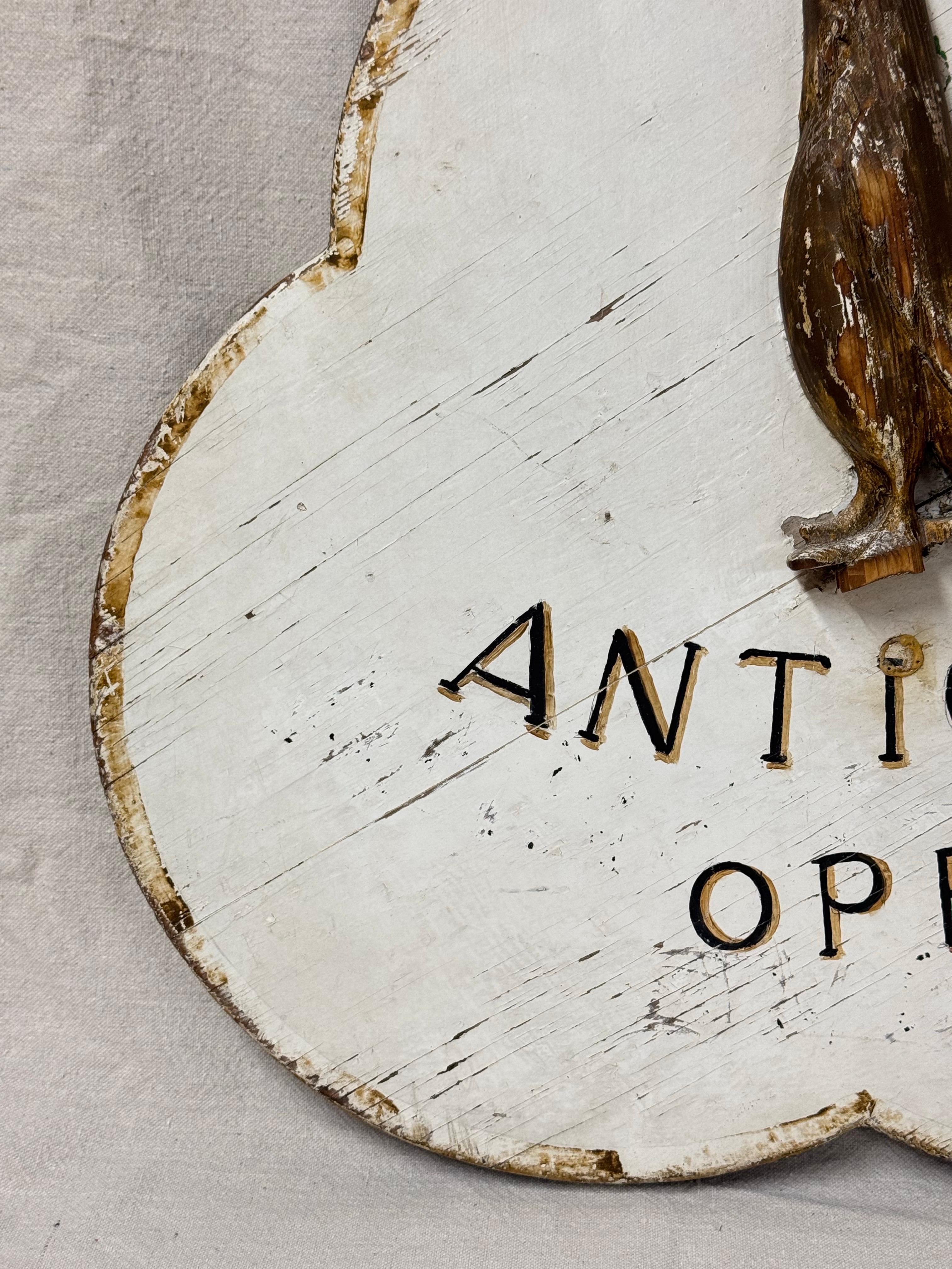Insegna di legno intagliata a mano del negozio di antiquariato Americana in vendita 6