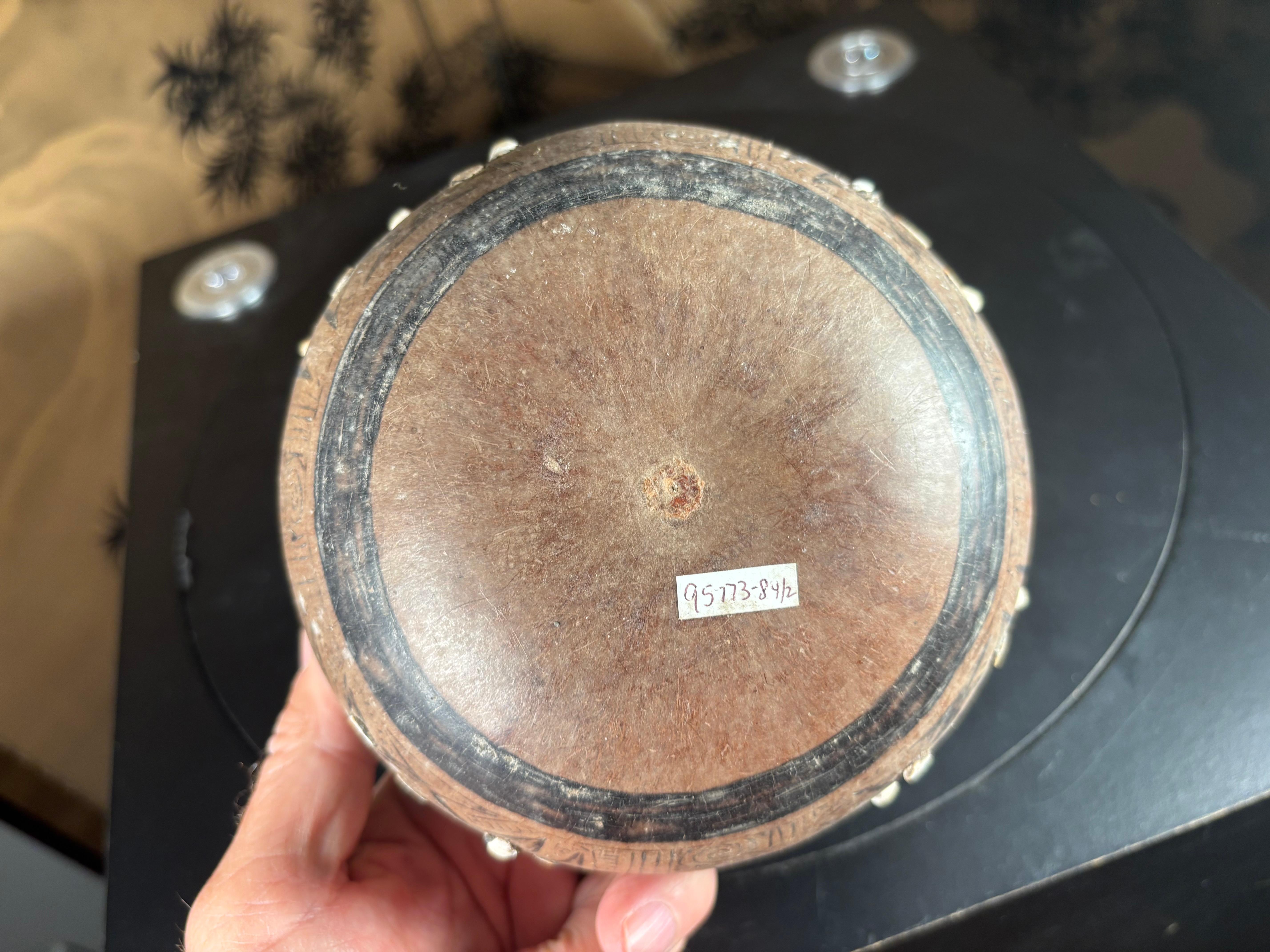 Le plus ancien récipient à pyrogravure connu des Amériques, 400 ans après J.-C. en vente 1