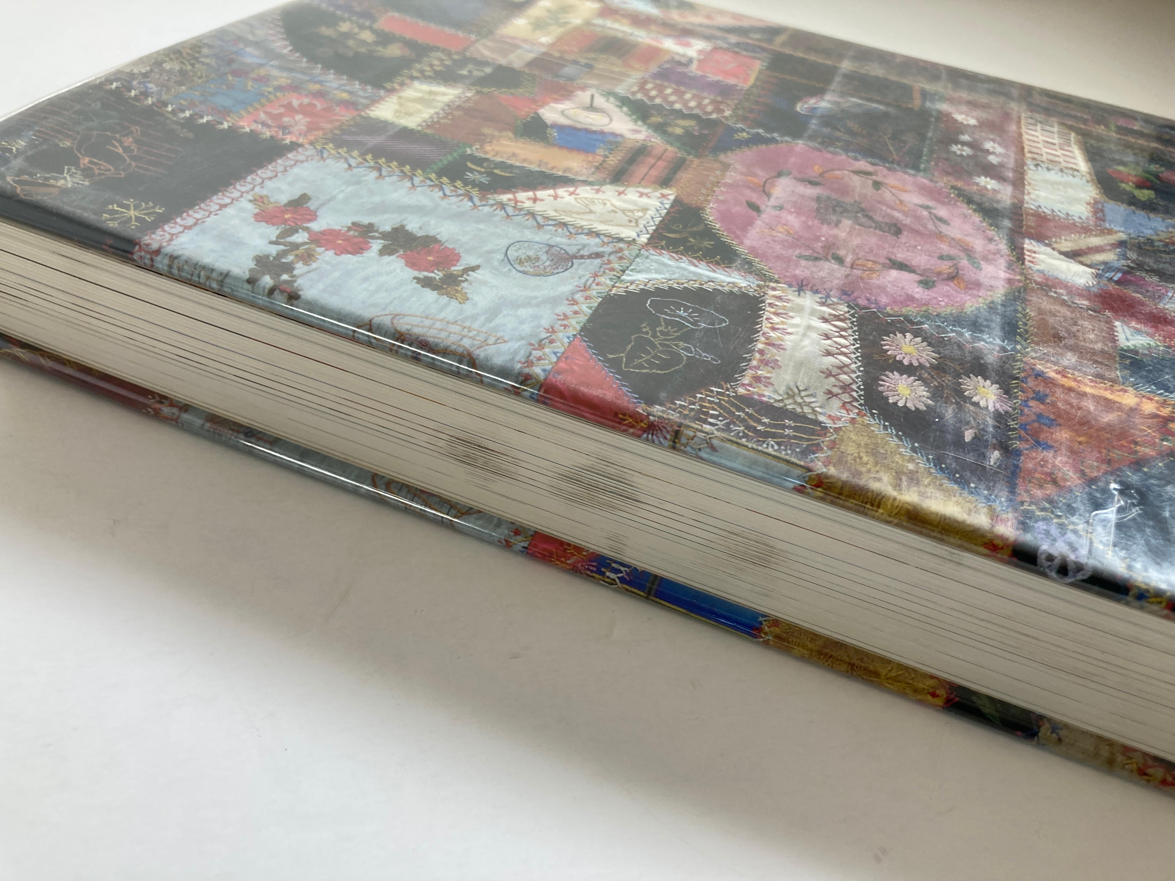 Américain Livre à couverture rigide « America's Glorious Quilts » de Dennis Duke en vente