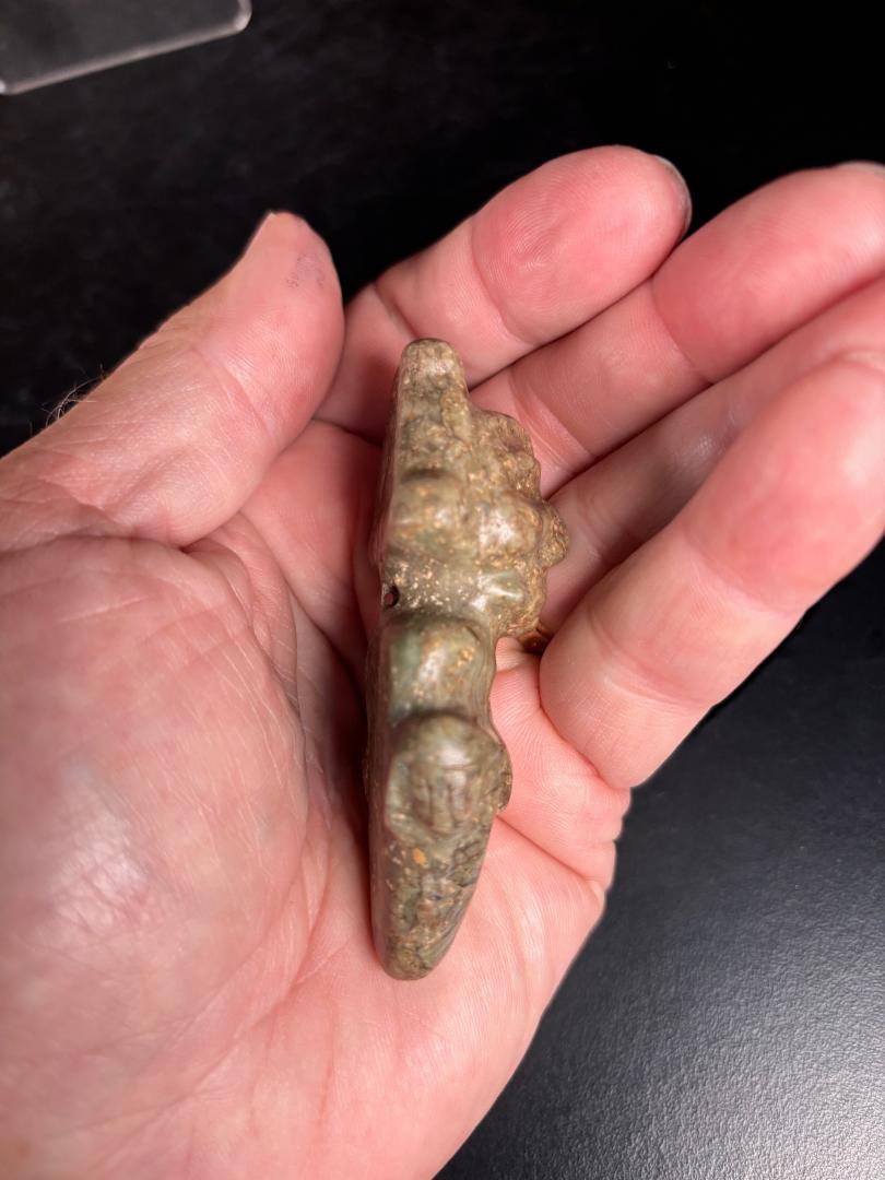 Sculpté à la main Le peuple taïno d'Amérique Jade  Pendentif Dieu