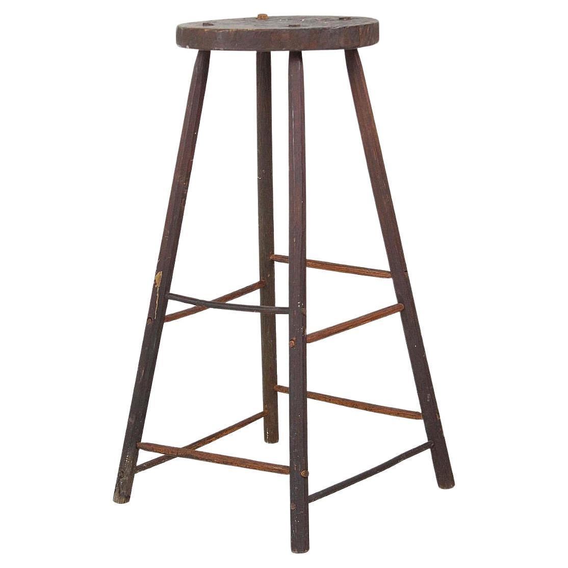 What does primitive furniture mean?