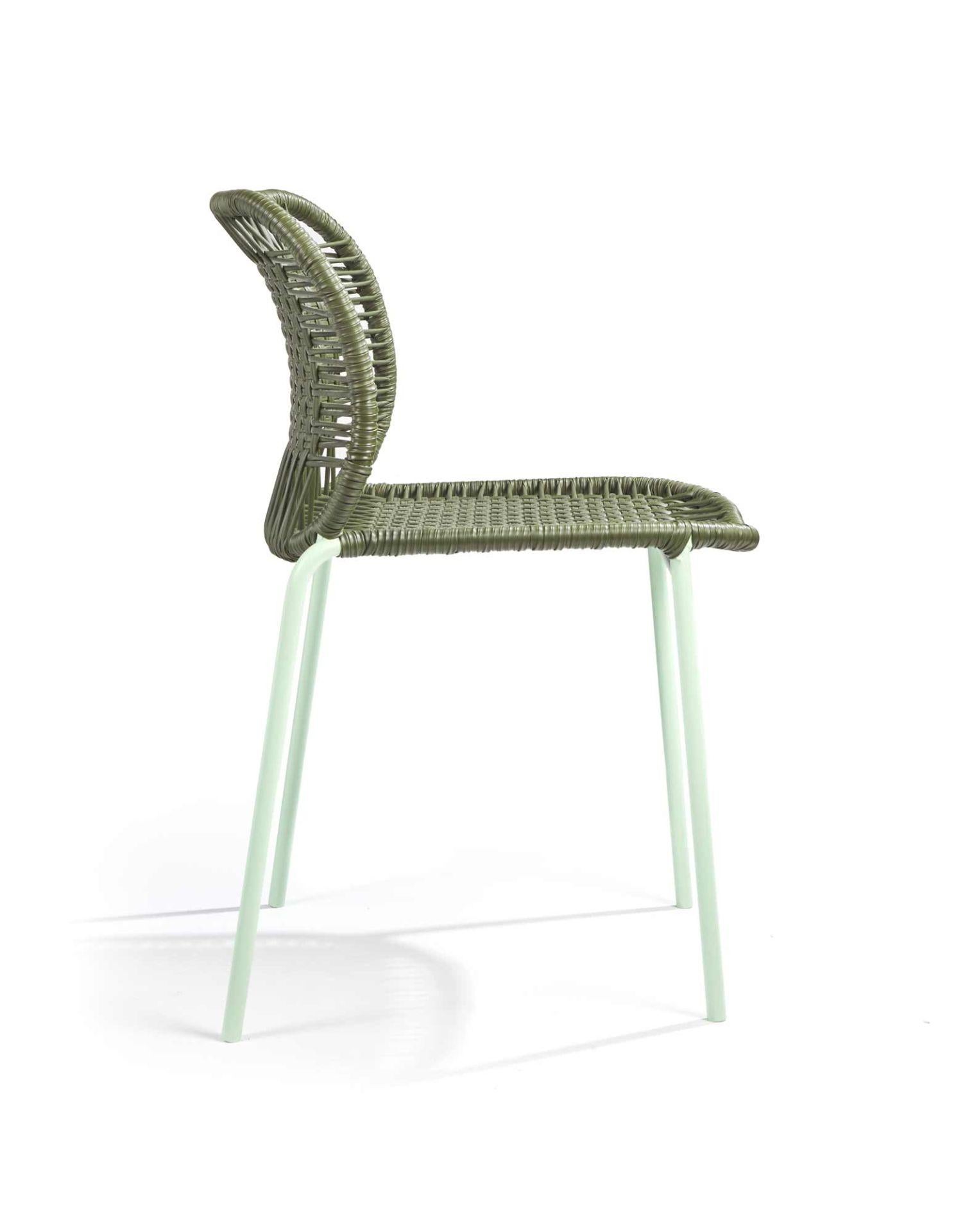 Ames Cielo Indoor und Outdoor stapelbarer Stuhl von Sebastian Herkner (Stahl) im Angebot