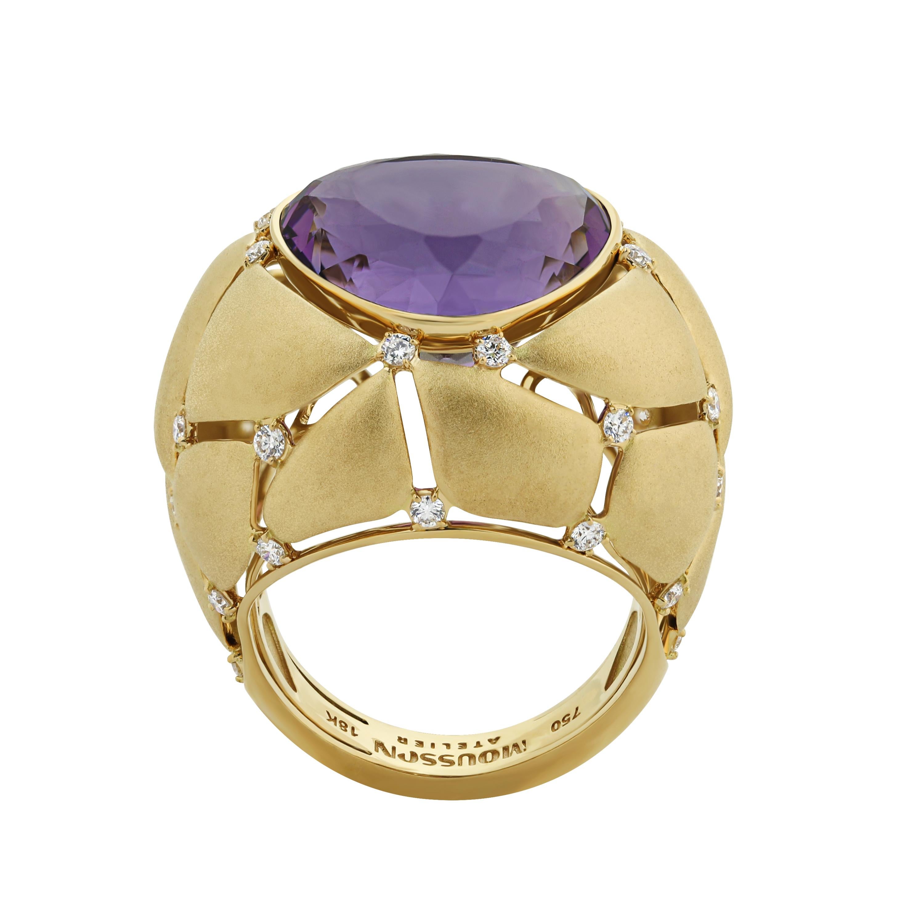 Trillion Cut Amethyst 12.09 Carat White Diamonds 18 Karat Yellow Gold Ring