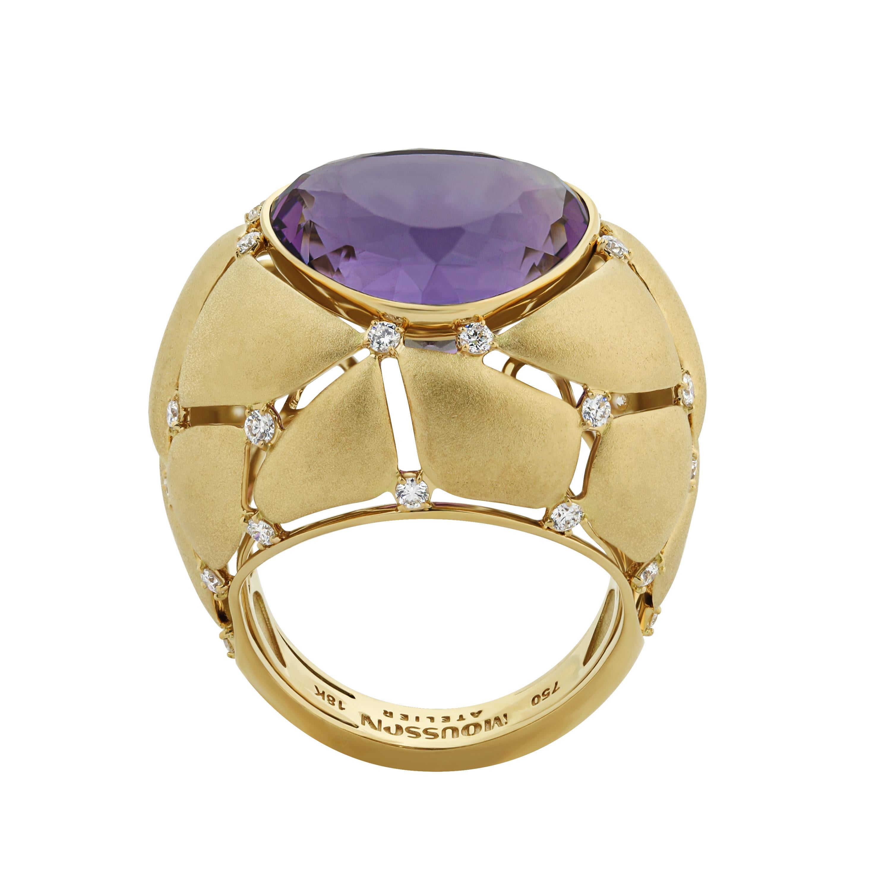 Trillion Cut Amethyst 12.09 Carat White Diamonds 18 Karat Yellow Gold Ring For Sale