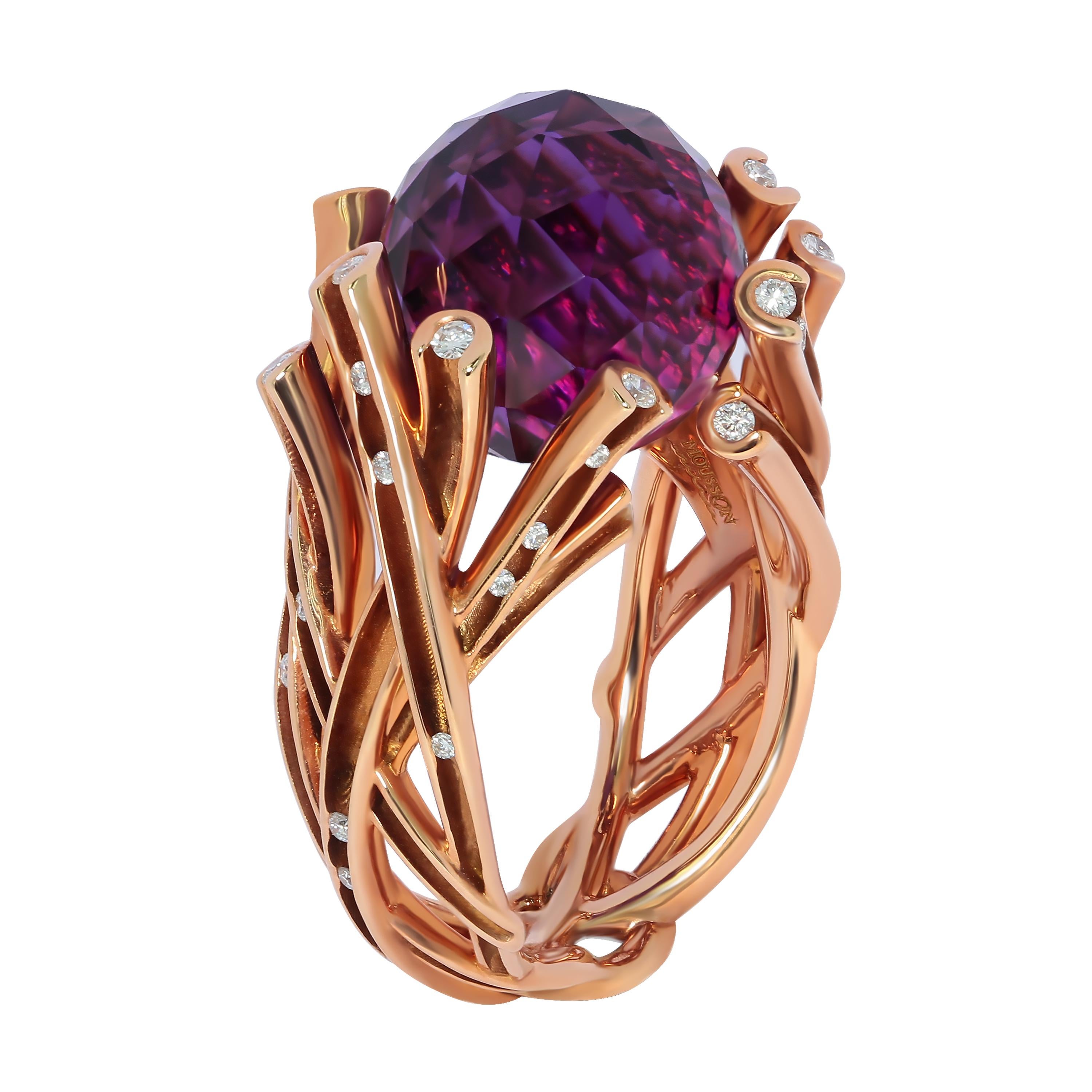 Amethyst 13.99 Carat Diamonds 18 Karat Yellow Gold Ring
Our designers draw inspiration from everywhere. Also is here. What is interesting in brushwood? And you just imagine how this 13.99 Ct Amethyst endows these dead branches with its energy and