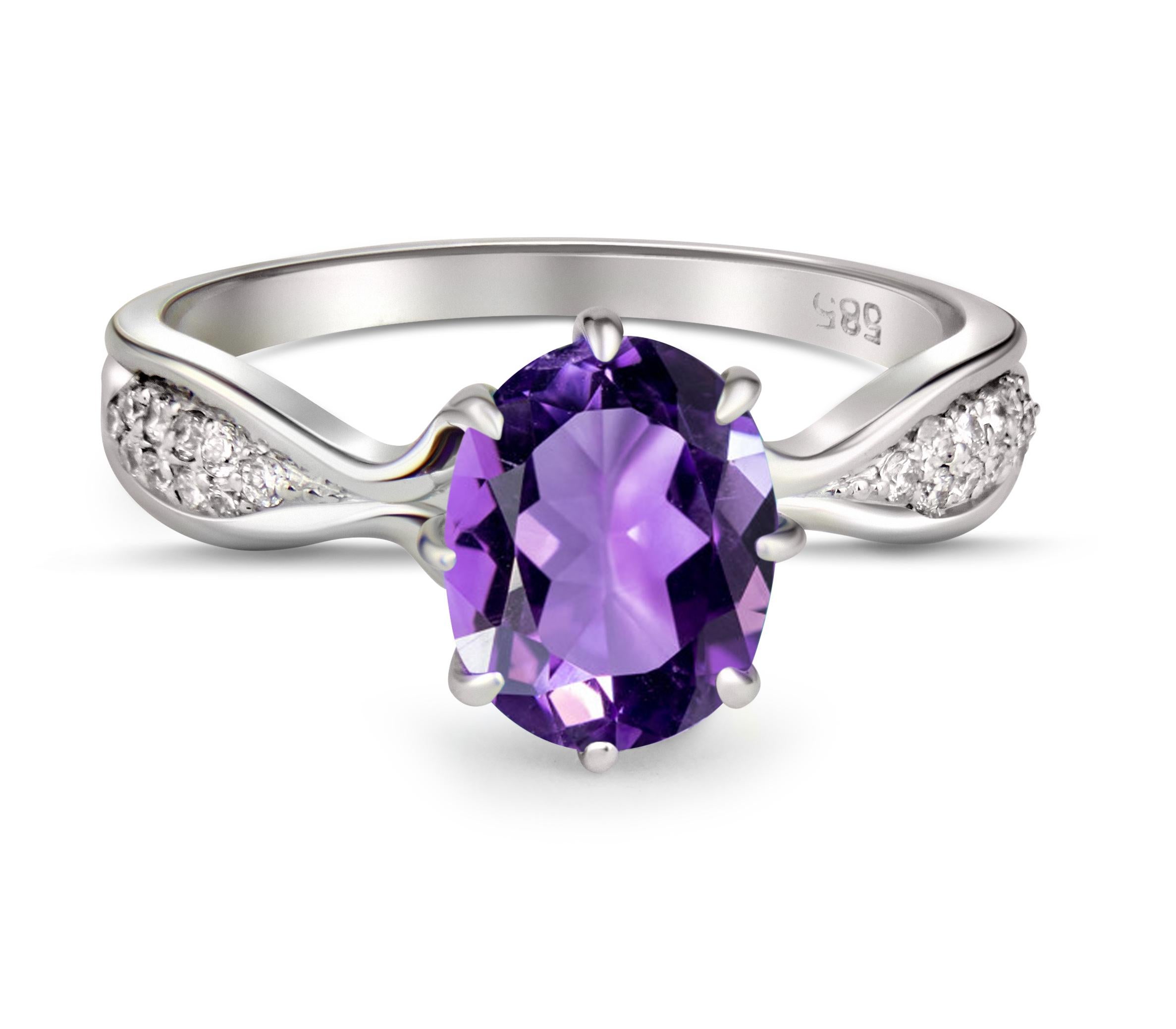 Amethyst 14k gold ring. 
Oval amethyst ring. Amethyst gold ring. Amethyst vintage ring. Amethyst engagement ring. February birthstone ring.

Metal: 14k solid gold
Weight: 2.1 g (depends from size)

Main stone - amethyst, purple color, oval cut, 1 ct