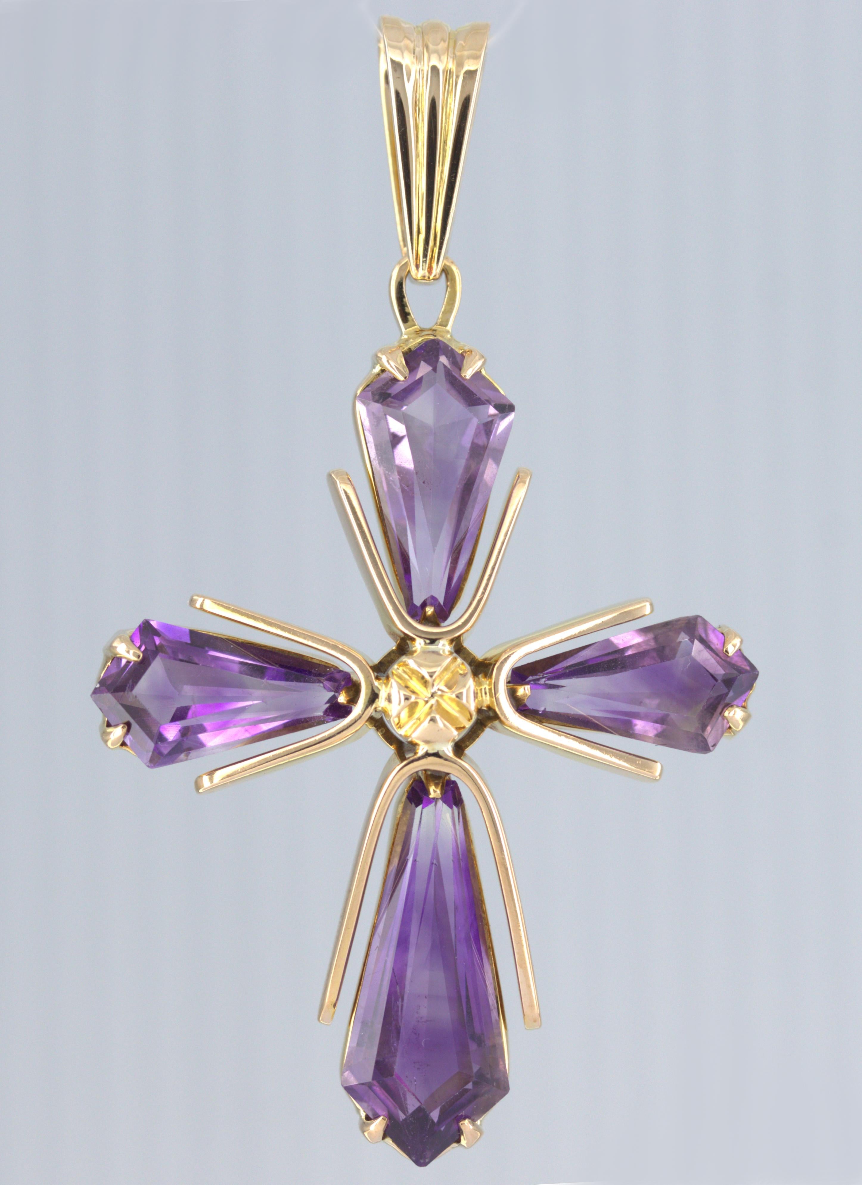 Amethyst, 14K Yellow Gold Cross Pendant For Sale 8