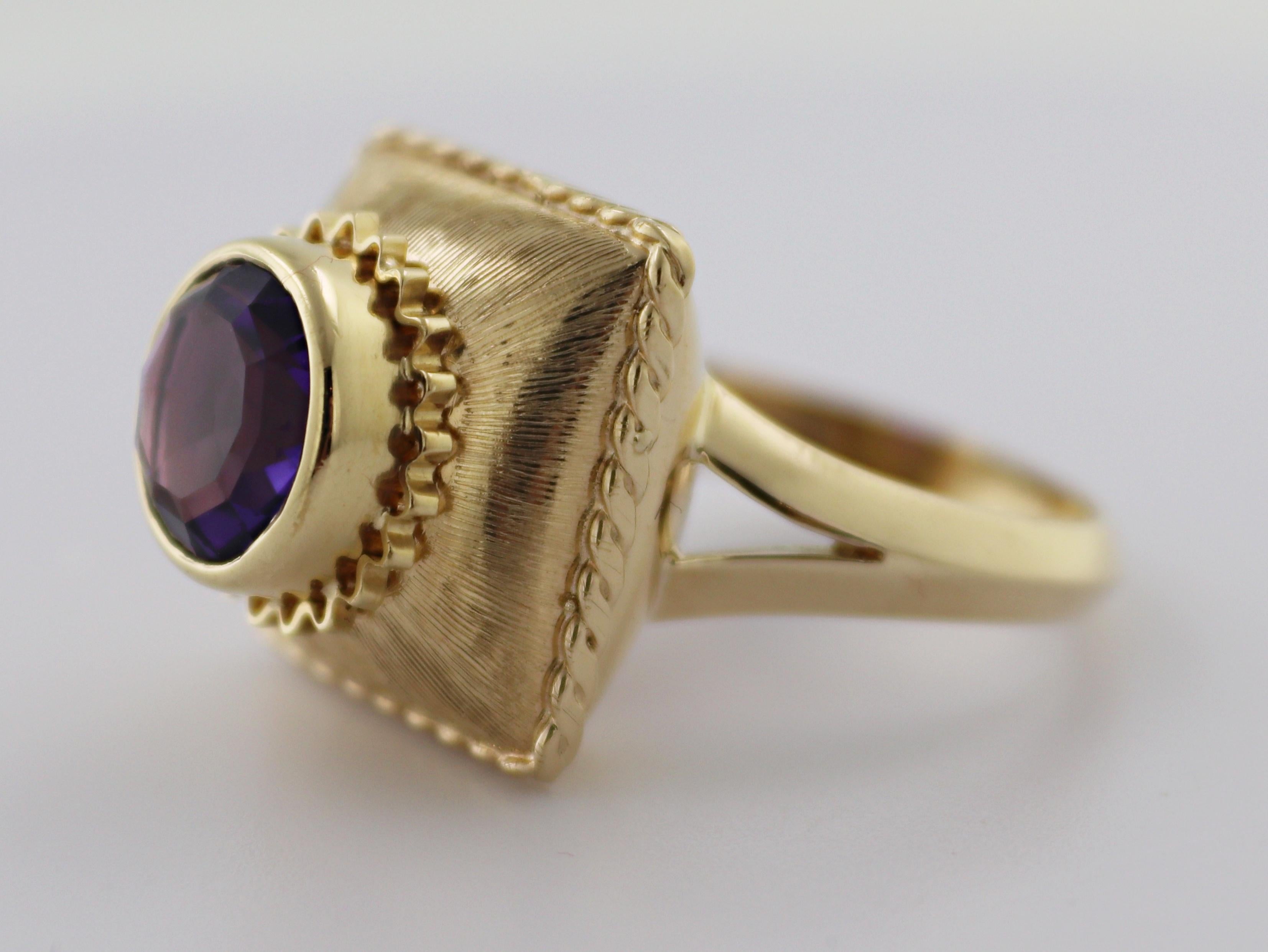 Amethyst 14k Yellow Gold Ring For Sale 3