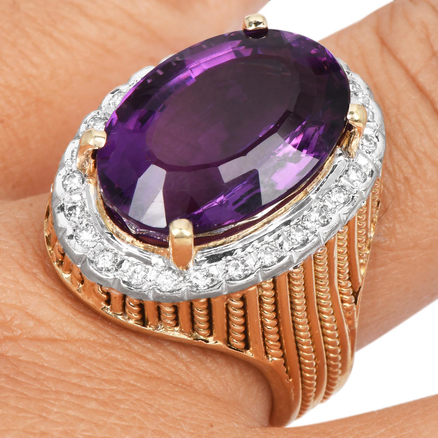 Amatista 16,98cts Diamante 14K Oro Halo Anillo de Cóctel Acanalado en venta 2