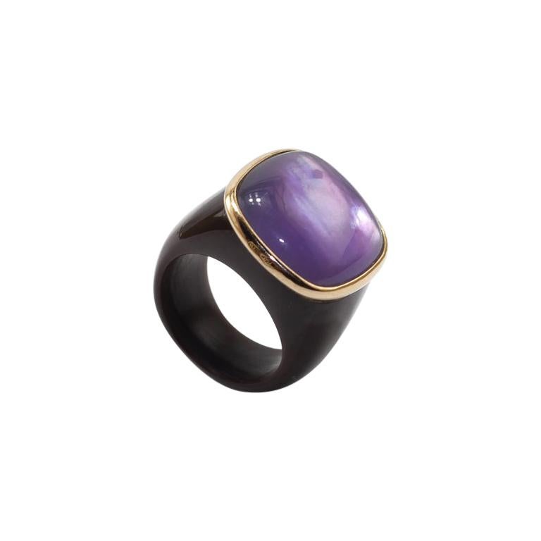 Amethyst 18 Karat Gold Dome Ring For Sale
