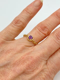 18 Karat Yellow Gold Chain Italian Amethyst Ring by Petronilla
