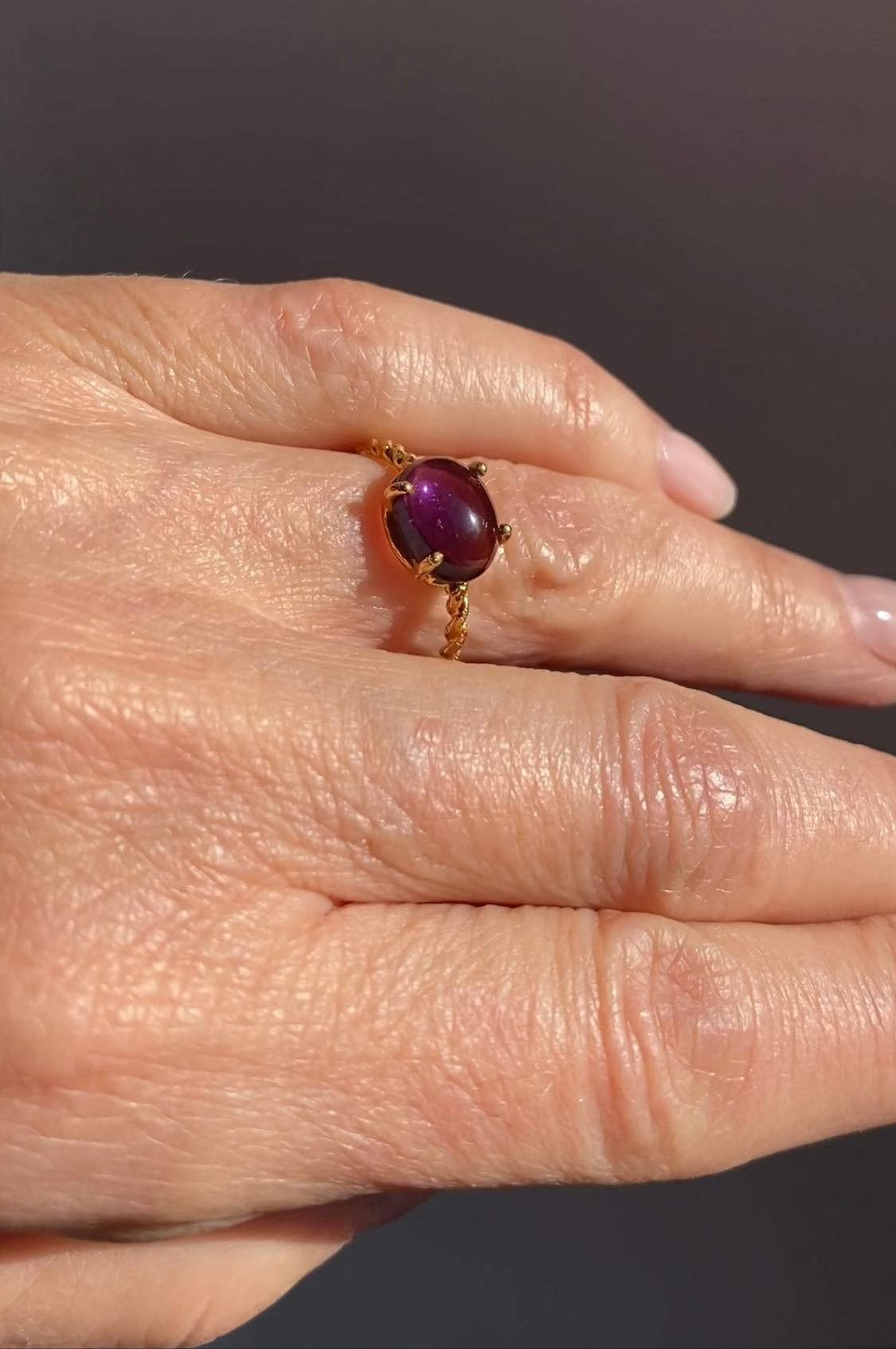 Amethyst 18K Yellow Gold Modern Handcrafted Unisex Rope Ring For Sale 2
