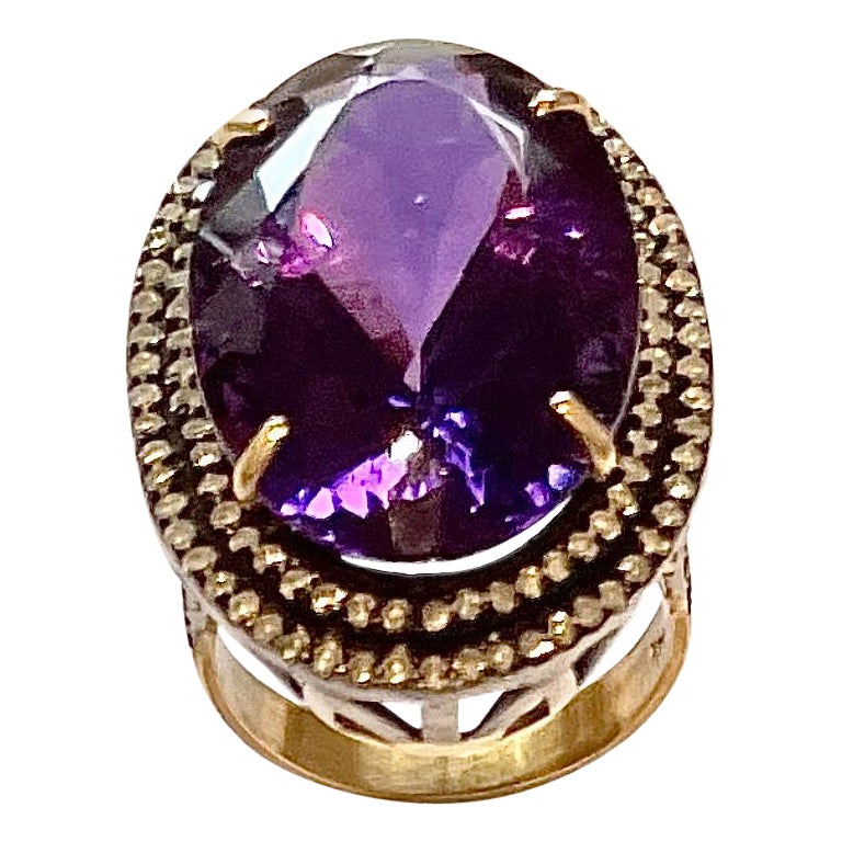 Amethyst 19 Carats with Pave Diamonds Ring For Sale