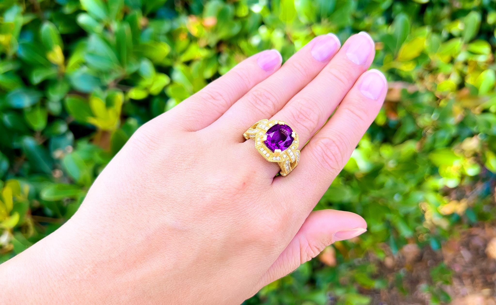 Amethyst 6 Karat Ring mit Diamanten 1,50 Karat insgesamt 14k Gold (Ovalschliff) im Angebot