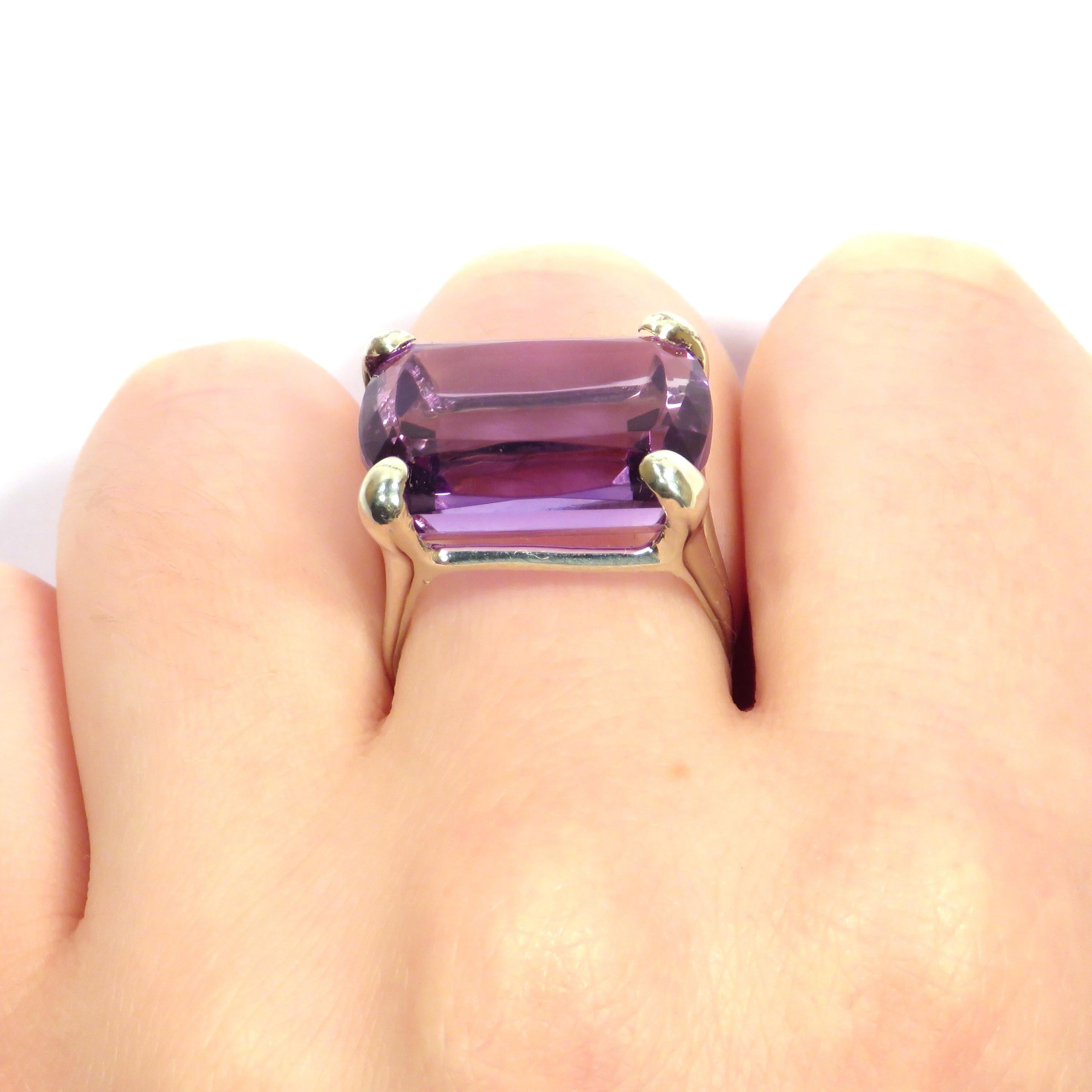 Modern Amethyst 9 Karat White Gold Cocktail Ring Handcrafted in Italy