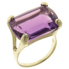 Amethyst 9 Karat White Gold Cocktail Ring Handcrafted in Italy