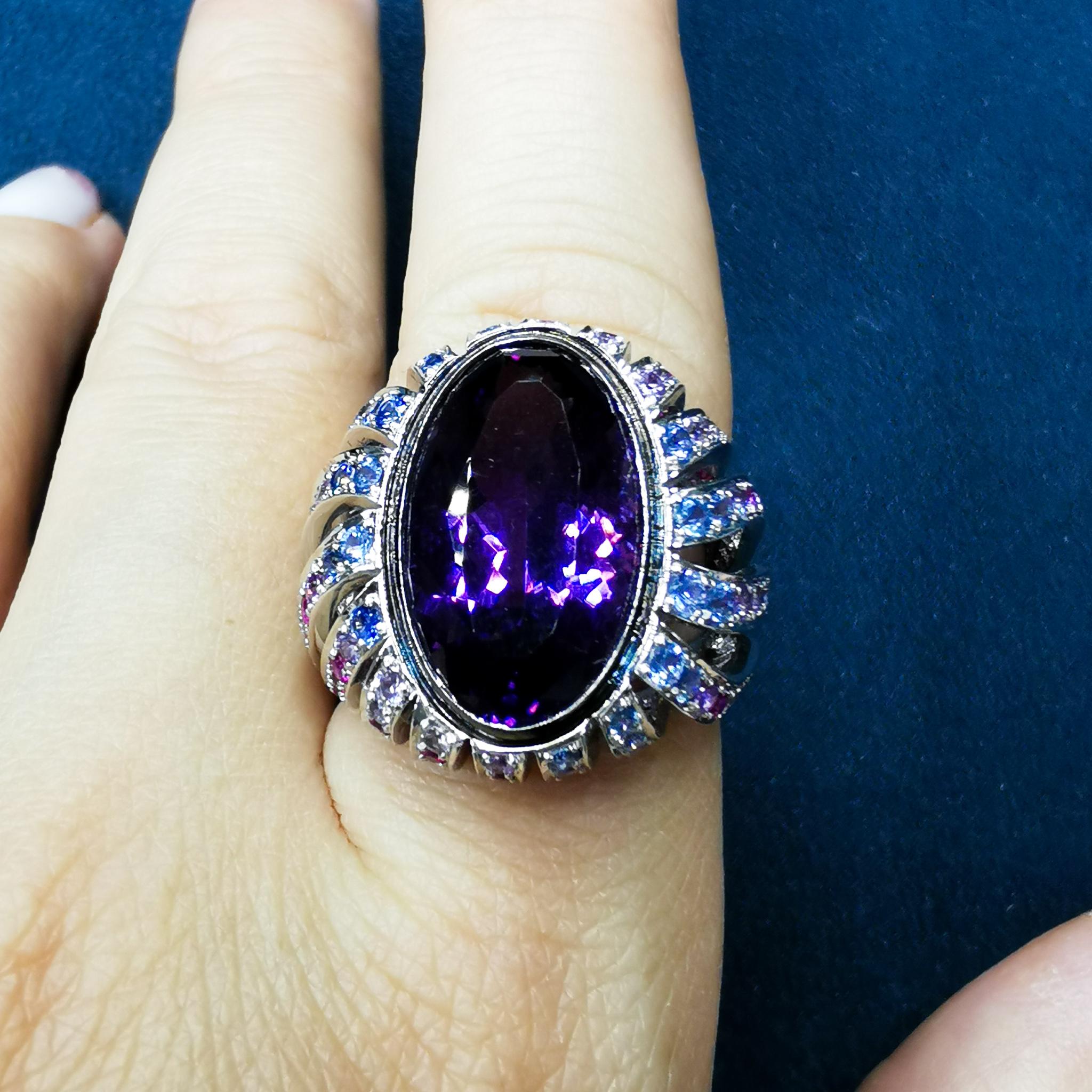 Amethyst 9.02 Carat Rubies Sapphires 18 Karat White Gold New Age Ring For Sale 2