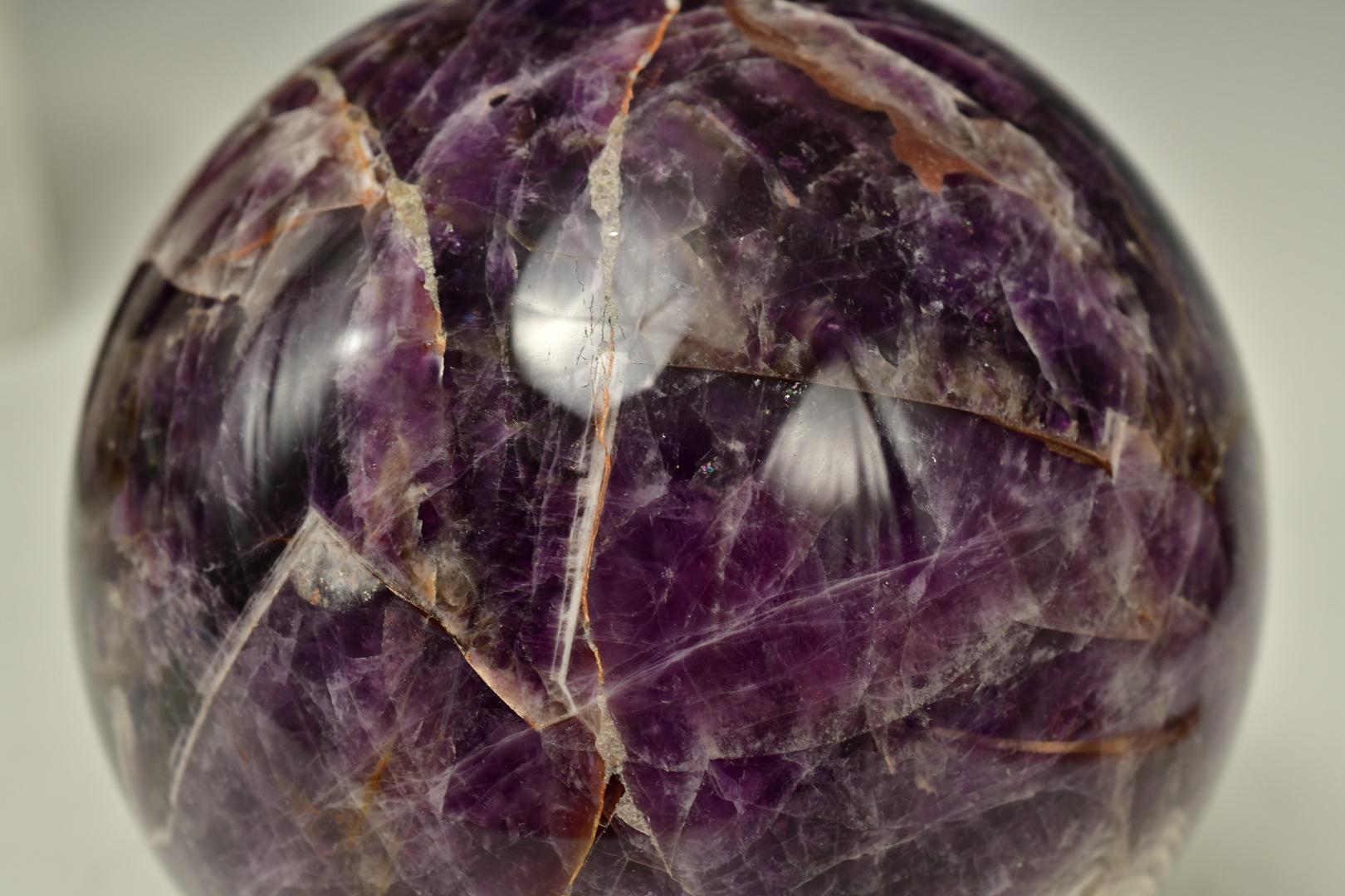 Amethyst Agate Sculpture In Excellent Condition For Sale In New York, NY
