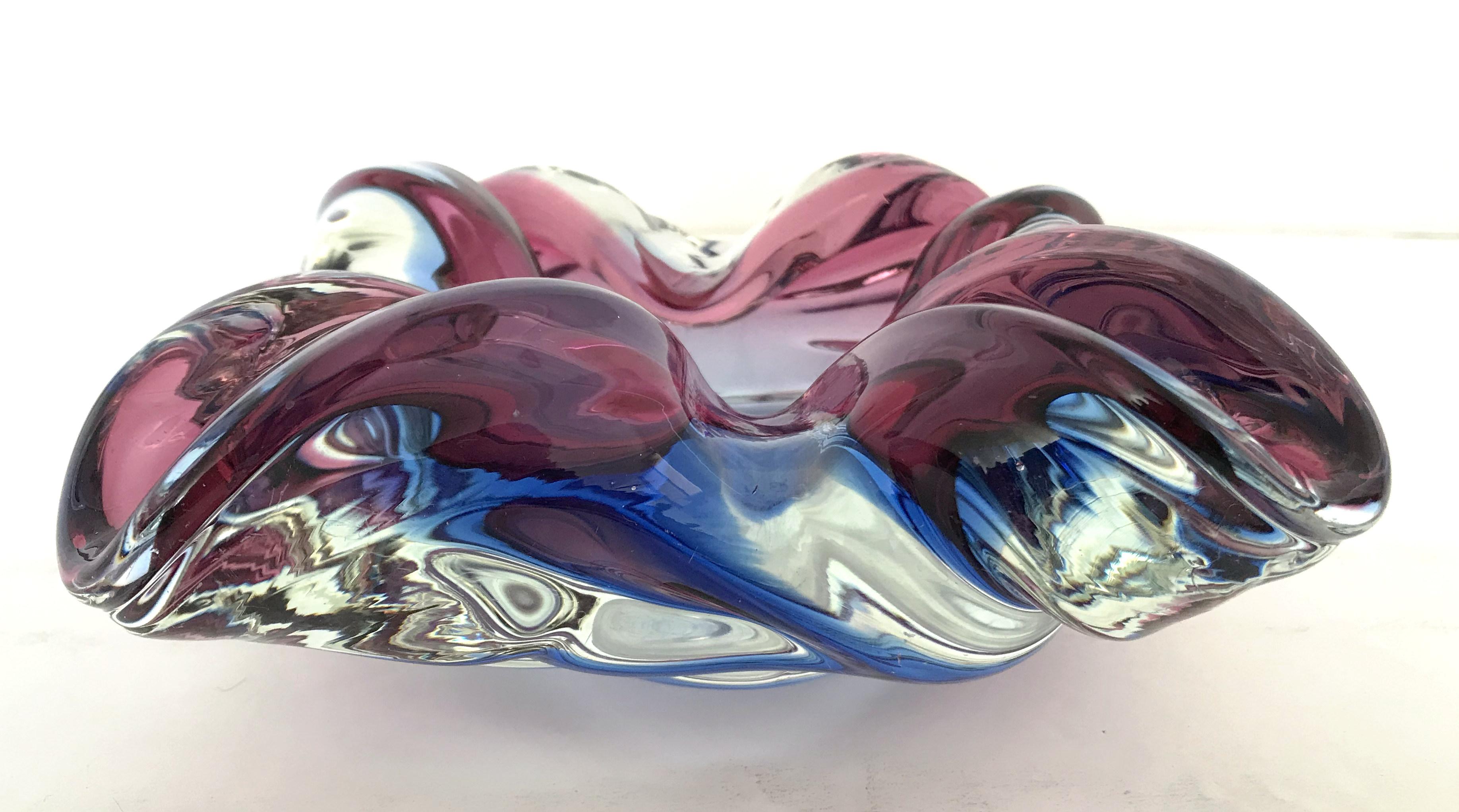 Vintage Italian amethyst and blue Murano glass ashtray or bowl / Made in Italy, circa 1960s
Measures: length 7 inches, width 7 inches, height 2.5 inches
1 in stock in Palm Springs ON 50% OFF SALE for $499 !!
Order Reference #: FABIOLTD G169
This