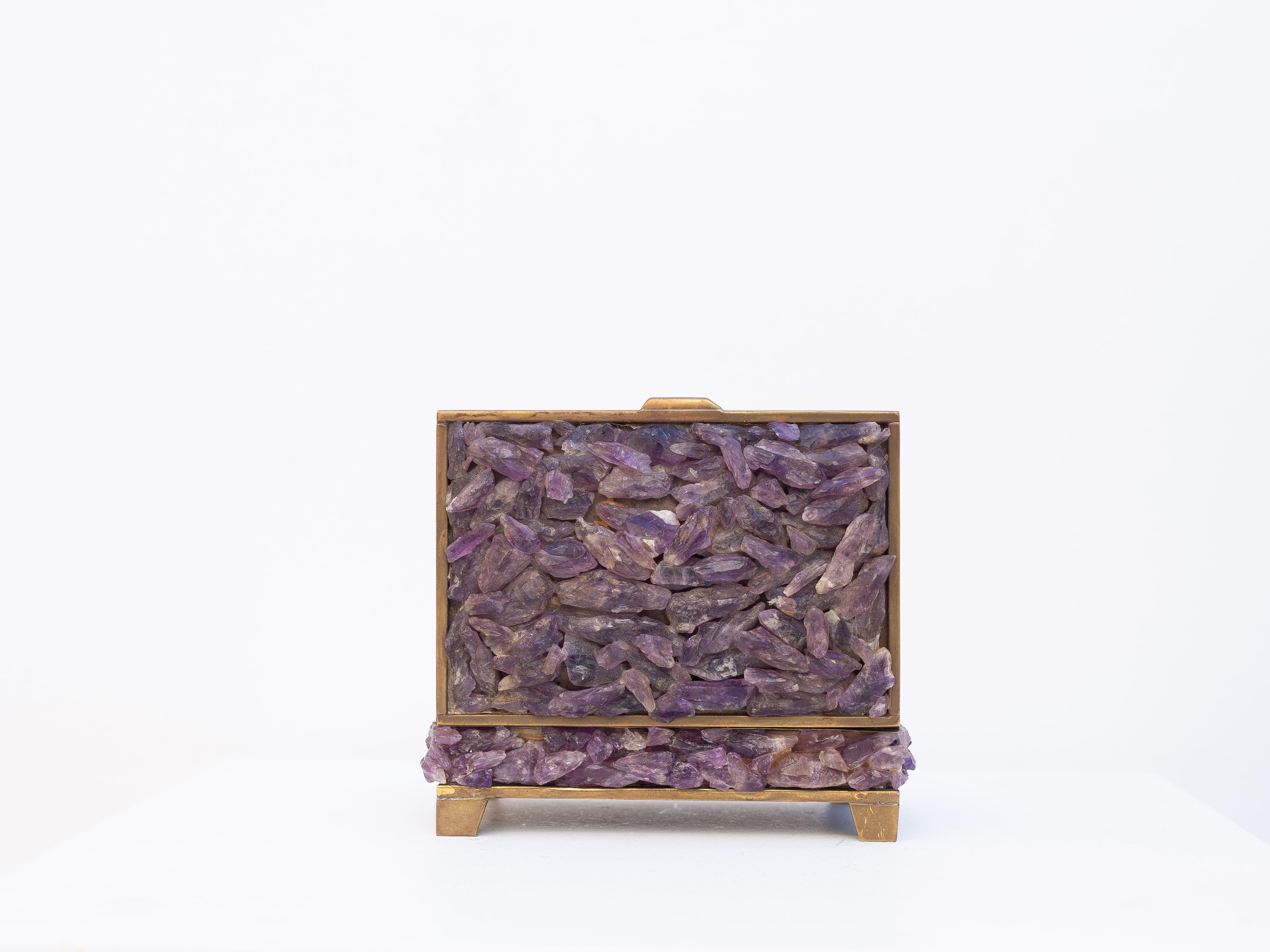 Amethyst- und Messing-Schmuckkästchen, Hollywood Regency Mineral Stone Box -  1940s im Angebot 5