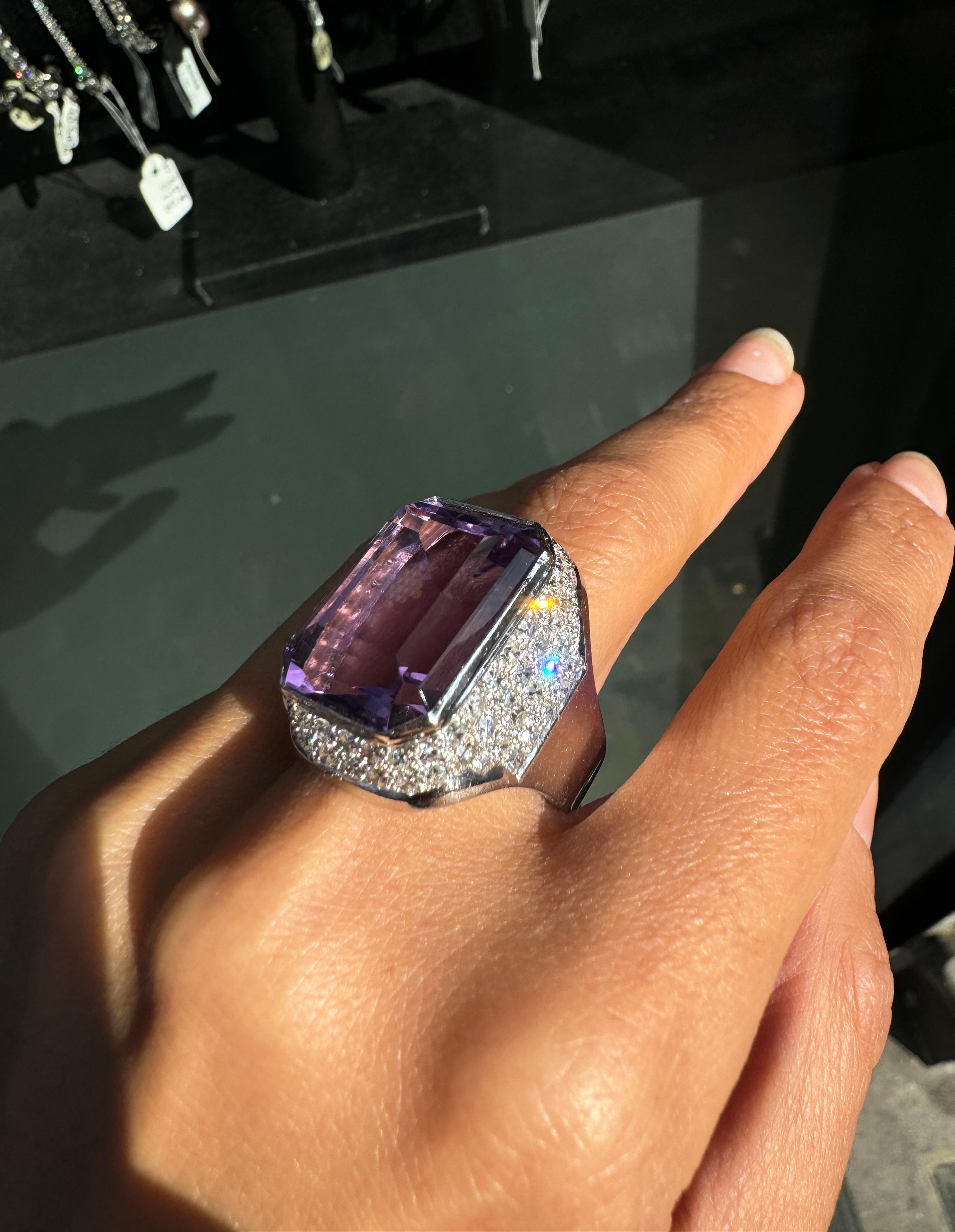 Amethyst and Diamond 18 Carat White Gold Large Cocktail Ring In Excellent Condition For Sale In London, GB