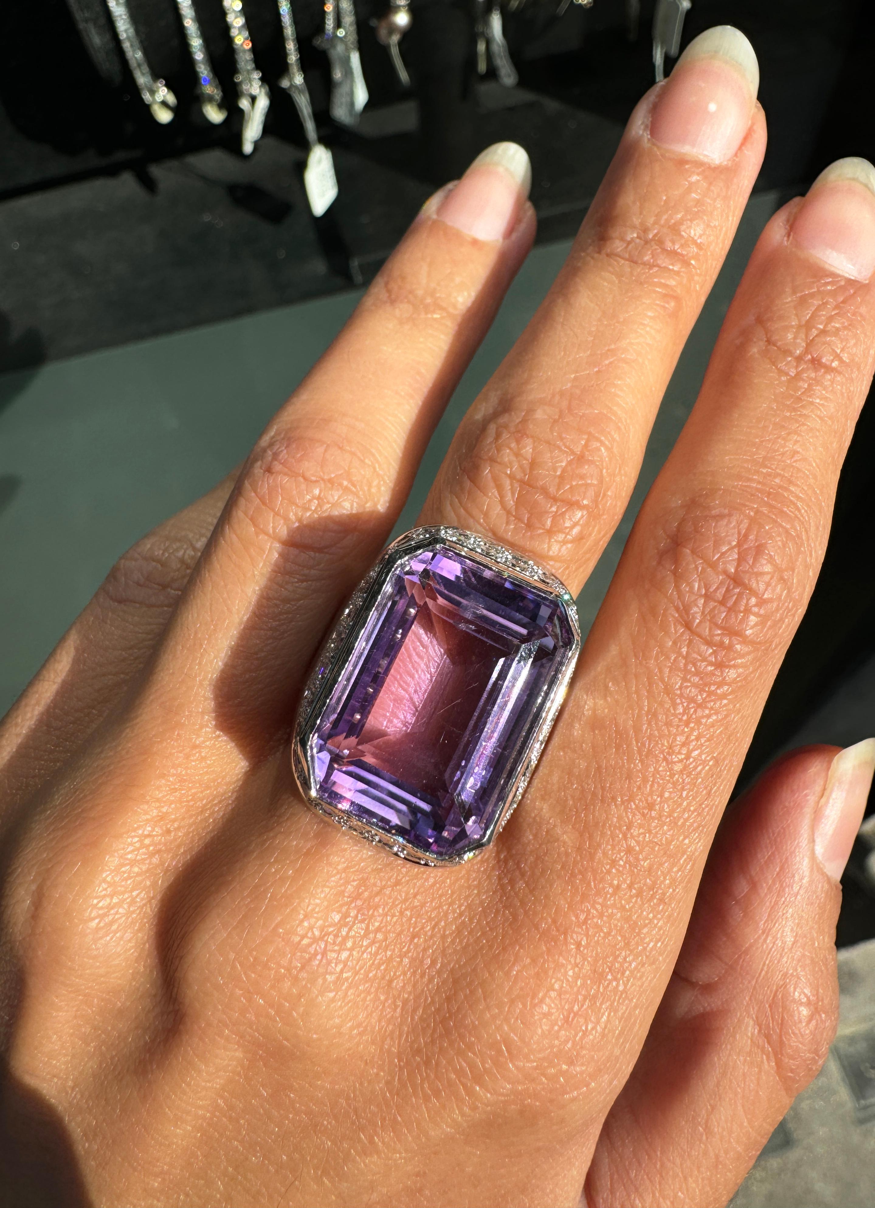 Women's or Men's Amethyst and Diamond 18 Carat White Gold Large Cocktail Ring For Sale