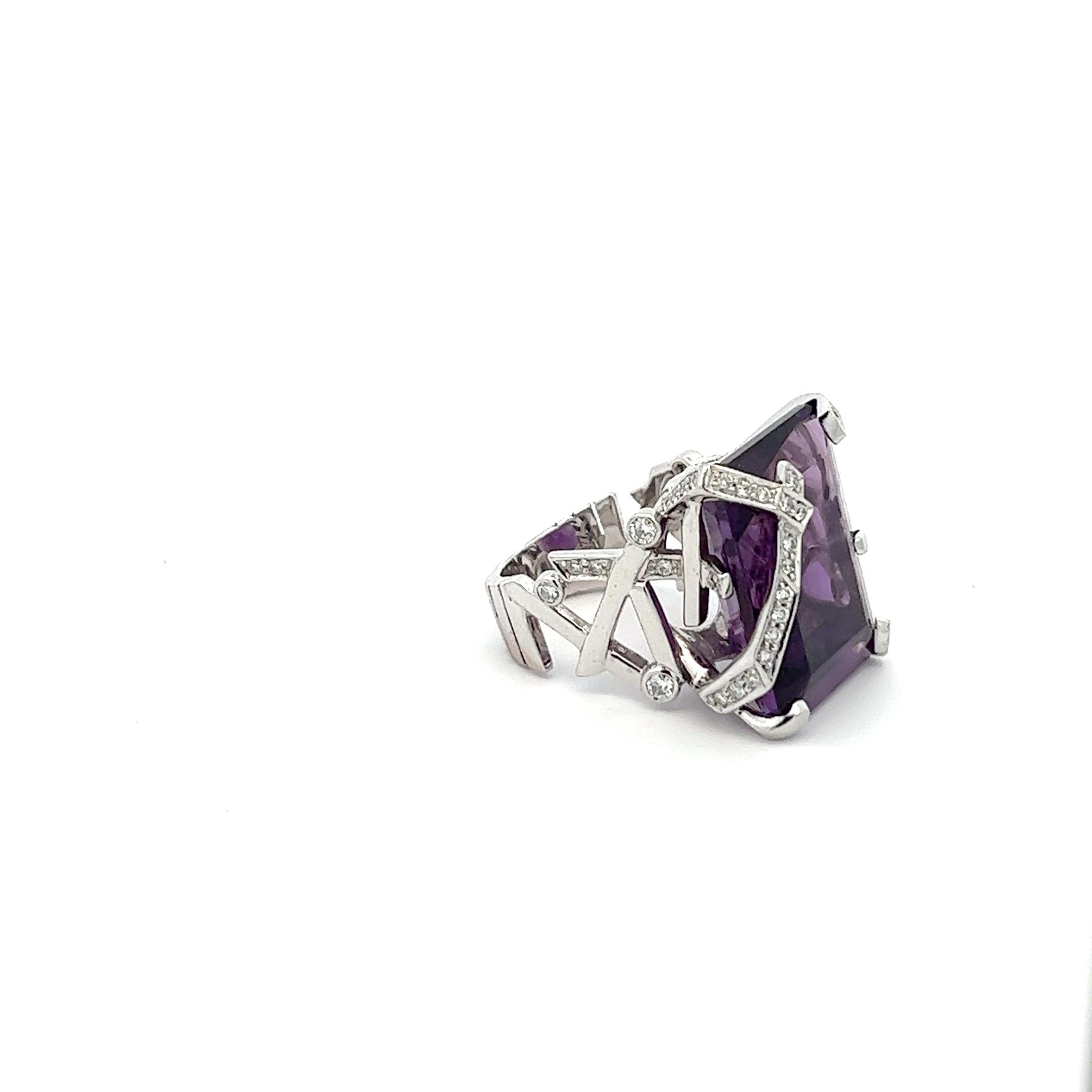 Amethyst and Diamond, 18k white gold ring by Chanel For Sale 3