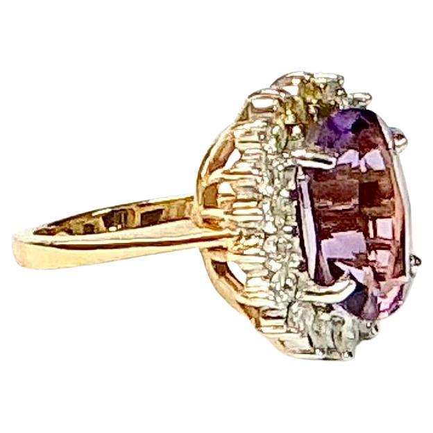 Cocktailring mit Amethyst und Diamant, 14K Gold (Moderne) im Angebot