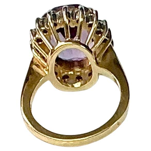 Cocktailring mit Amethyst und Diamant, 14K Gold im Zustand „Gut“ im Angebot in Bradenton, FL