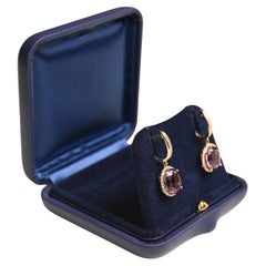 Amethyst-Ohrringe aus Gold. Oval Cut Amethyst Singe Cut Diamond Halo 14K Gelbgold