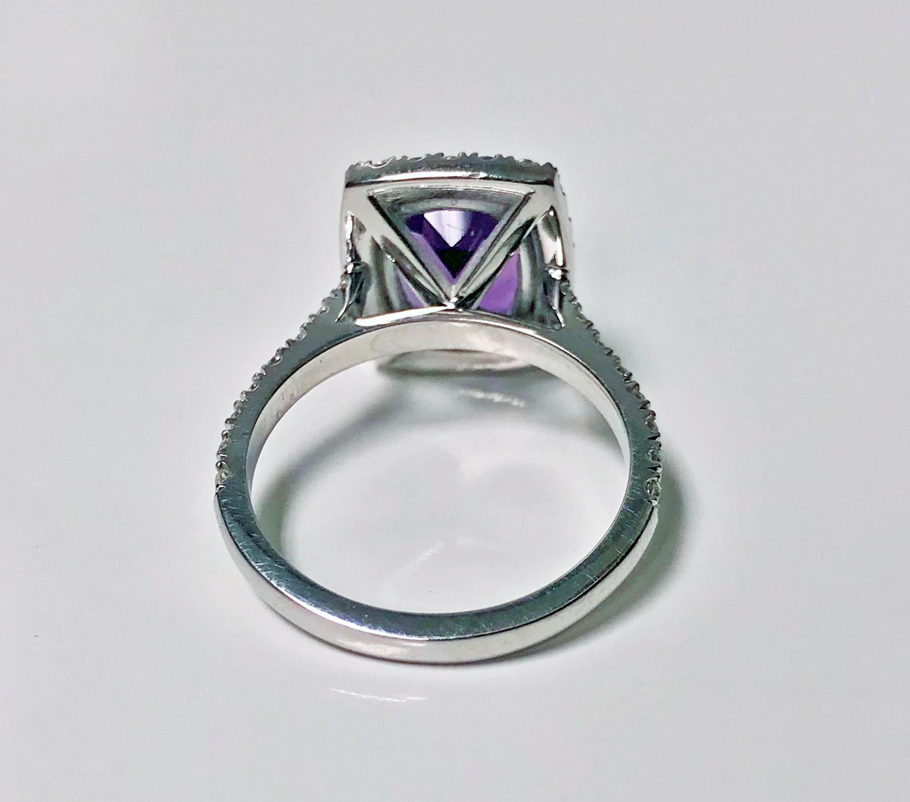 Women's Amethyst and Diamond Gold Ring, 20th Century