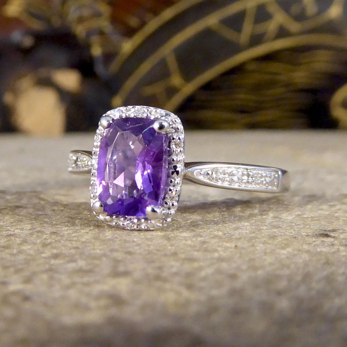 Amethyst and Diamond Illusion Halo Cluster Ring in White Gold In New Condition For Sale In Yorkshire, West Yorkshire