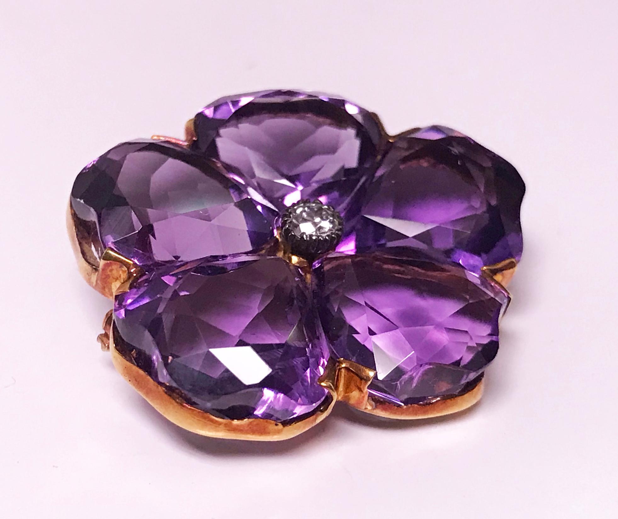 Amethyst and Diamond Pansy Brooch 18 Karat, circa 1900 In Good Condition In Toronto, ON