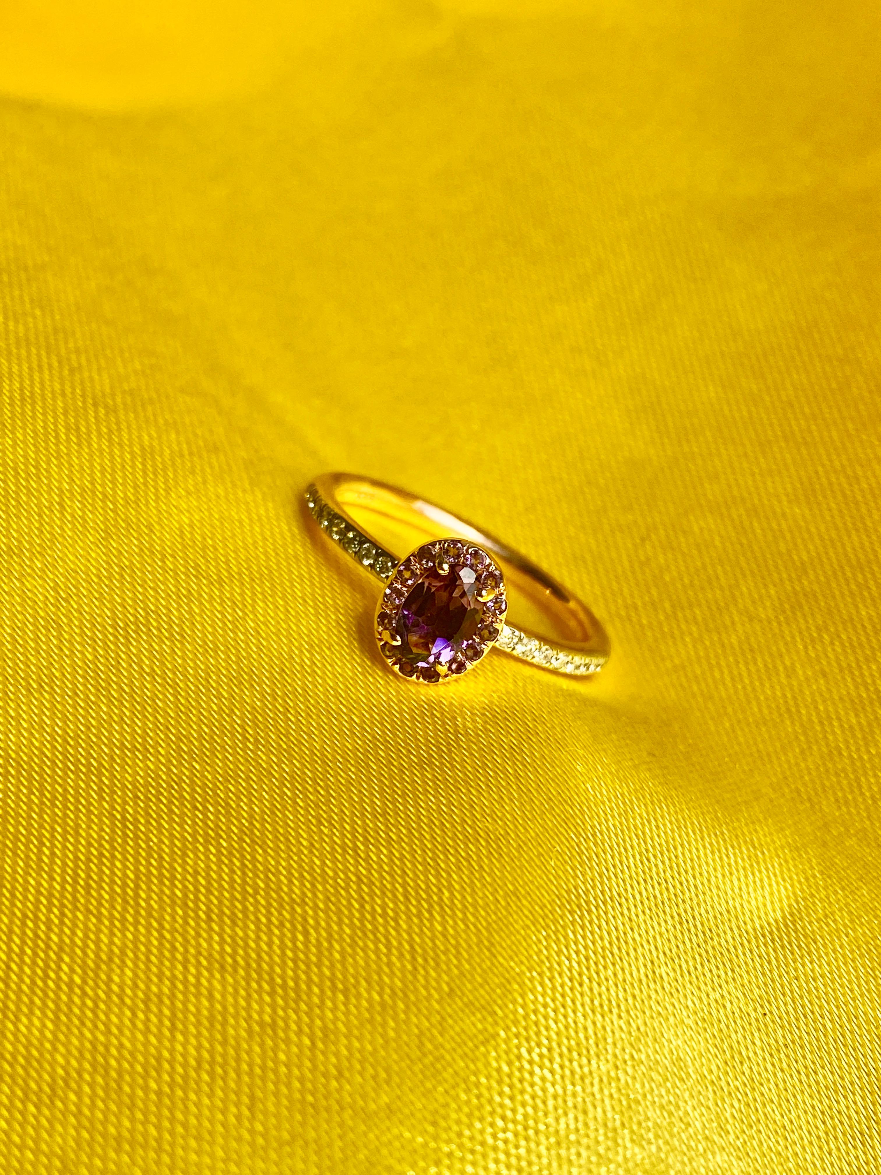 Amethyst and Diamond Solitaire Ring, Gemstone Solitaire with Natural Diamonds In New Condition For Sale In New York, NY