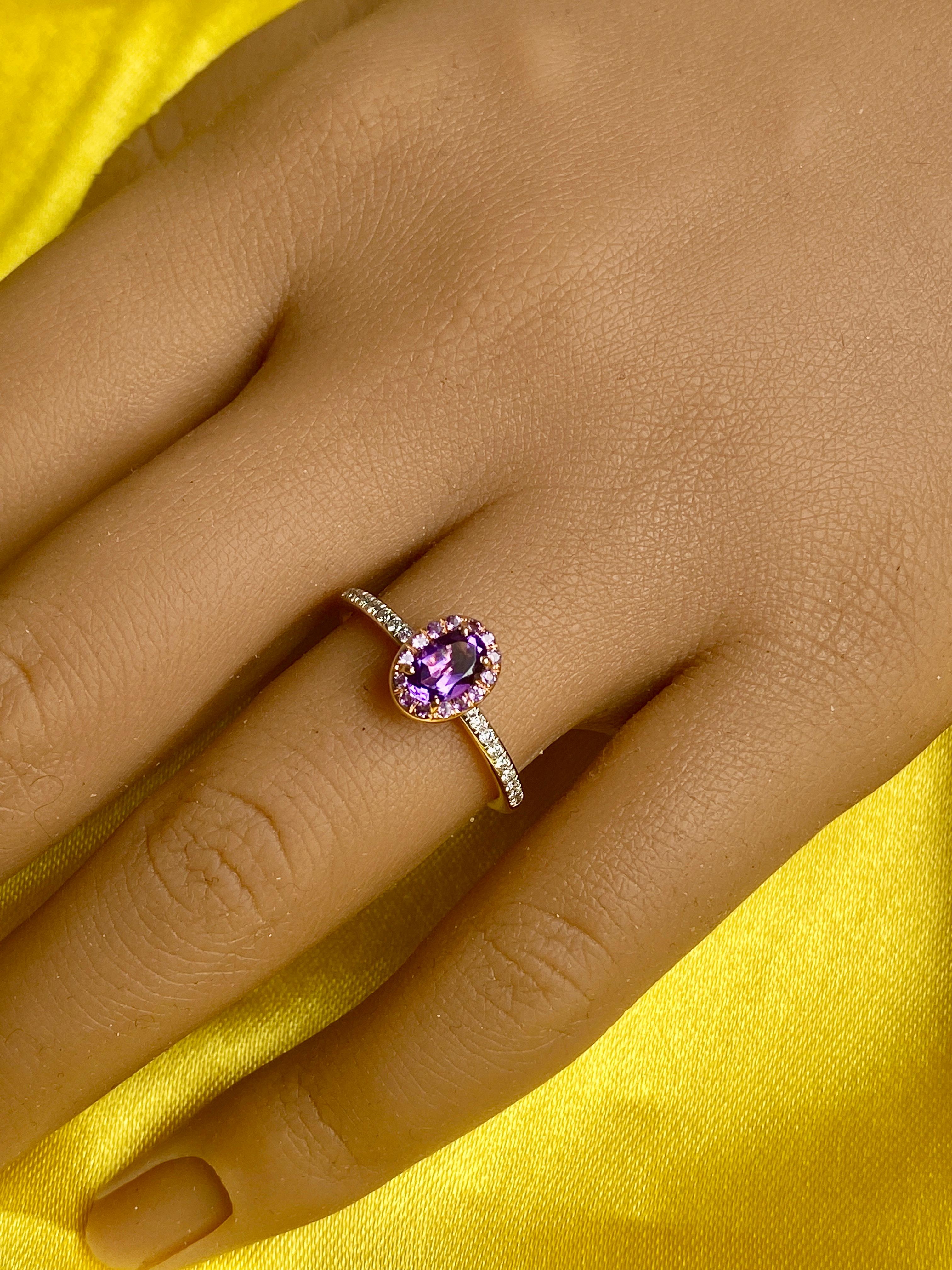 Amethyst and Diamond Solitaire Ring, Gemstone Solitaire with Natural Diamonds For Sale 3
