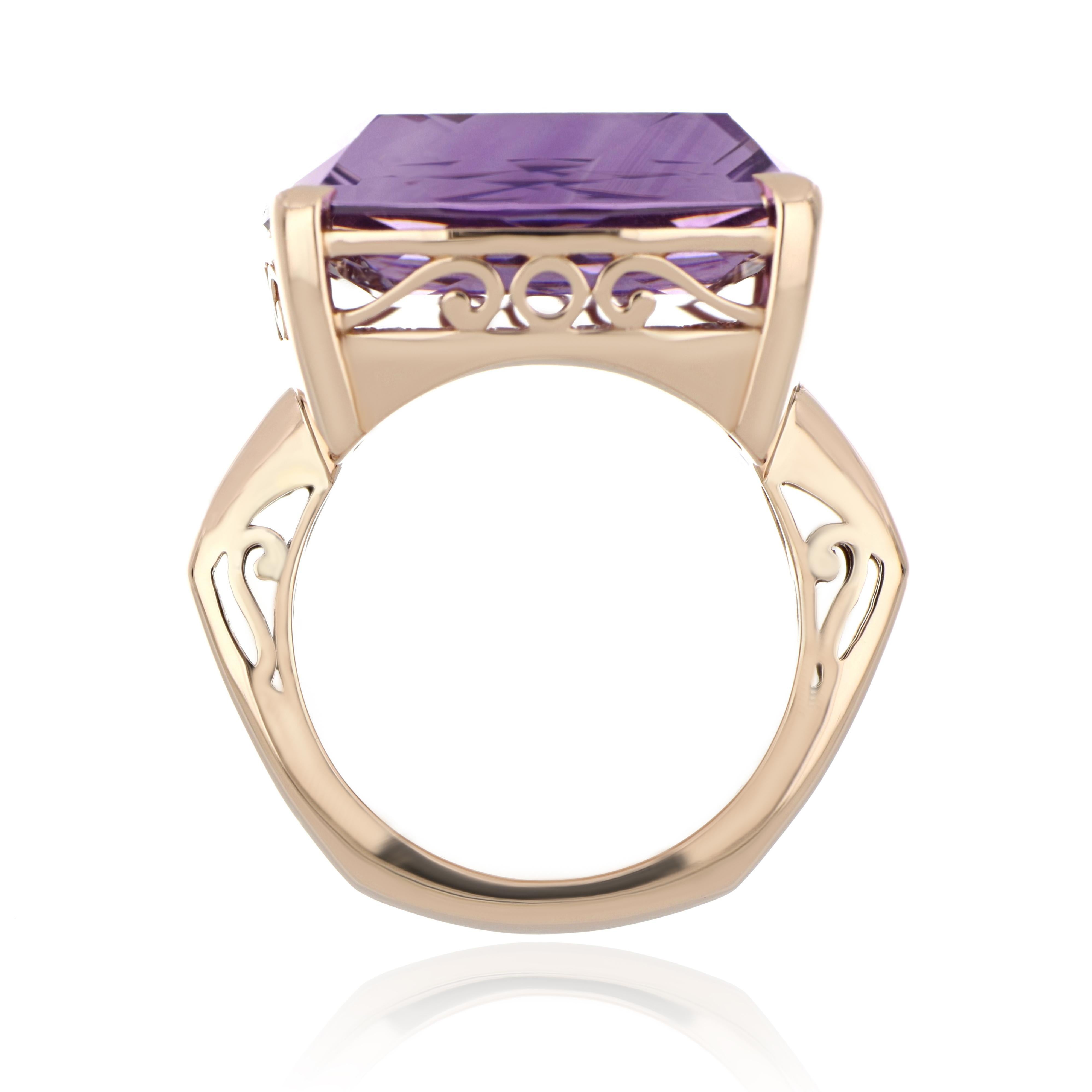 Amethyst and Diamond Studded Ring in 14 Karat Rose Gold In New Condition For Sale In JAIPUR, IN