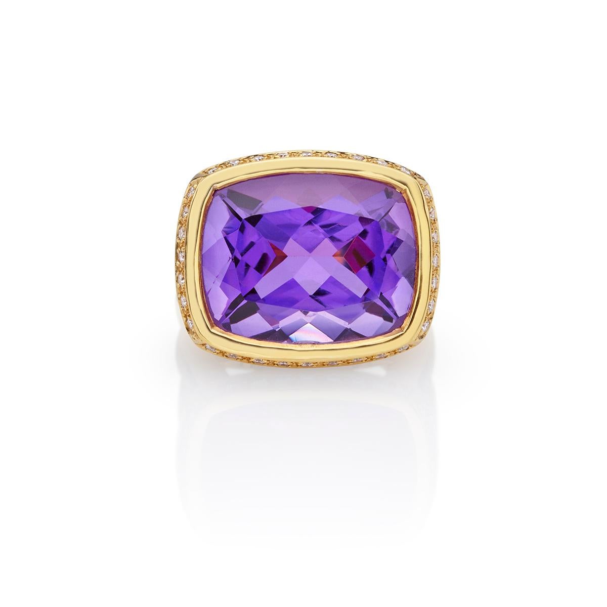 Sublime 18 Kt yellow gold ring set with an exquisite Amethyst and brilliant cut diamonds . The unique and rare colour of the stone leads you to divine purple sea. A statement ring and a conversation piece.

Amethyst 20,00ct, and Brilliant Cut