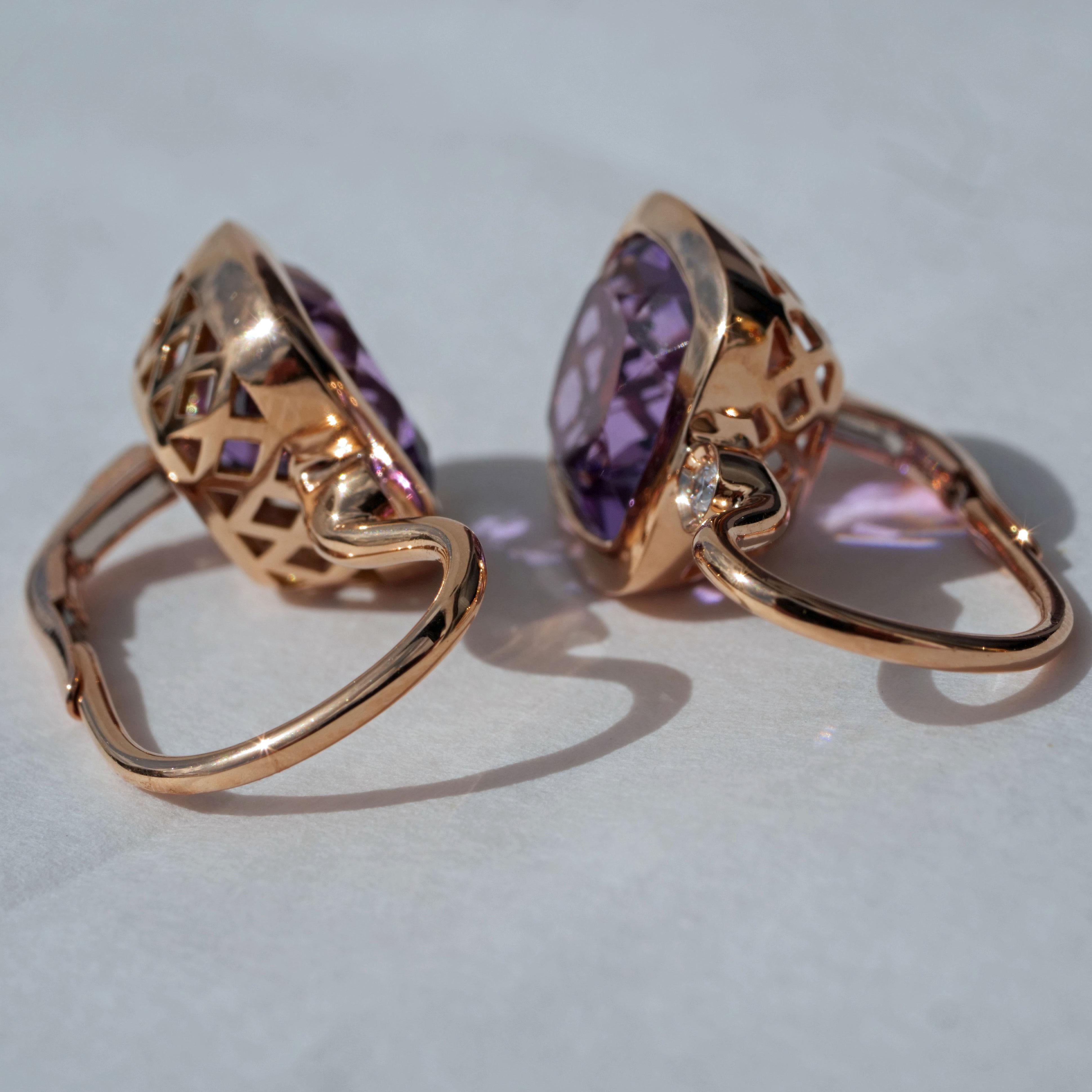 Amethyst and Diamonds Earrings Very Modern Setting High End Italian Jewellery  For Sale 4