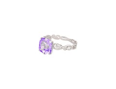 Amethyst and diamonds ring