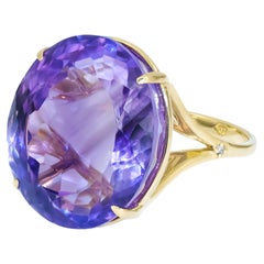 Anello con ametista e diamanti