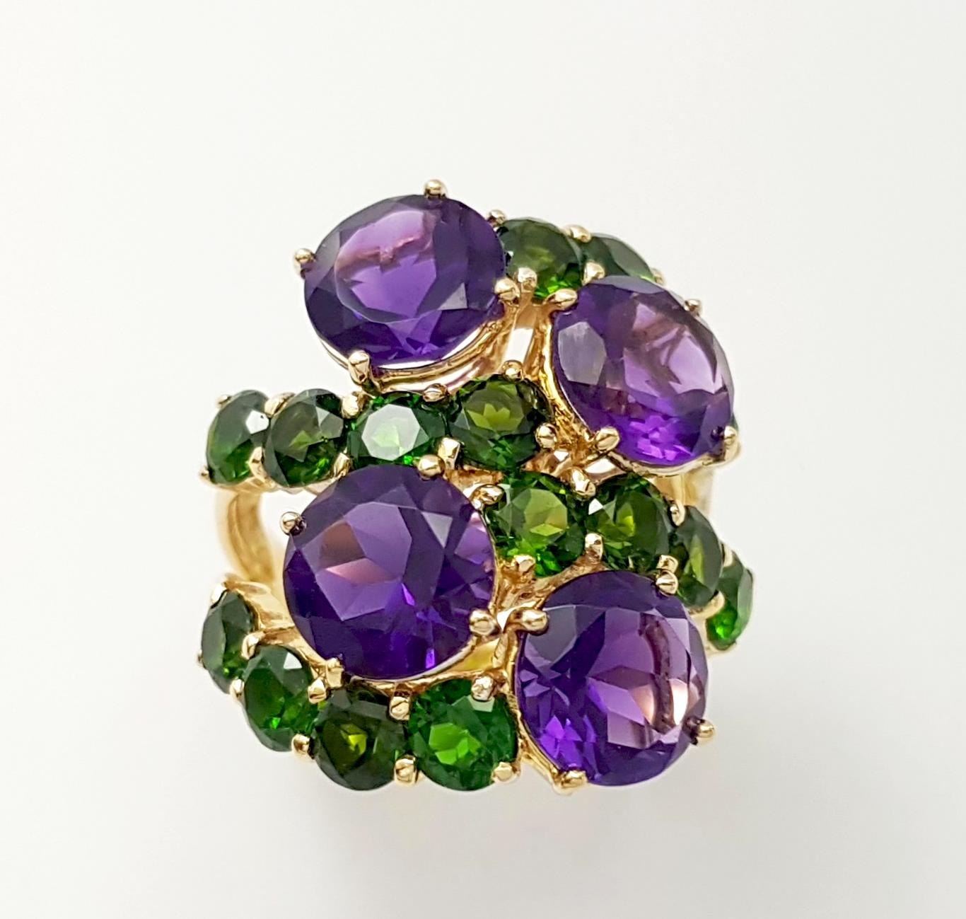 Amethyst and Diopside Ring set in 18K Gold Settings For Sale 4