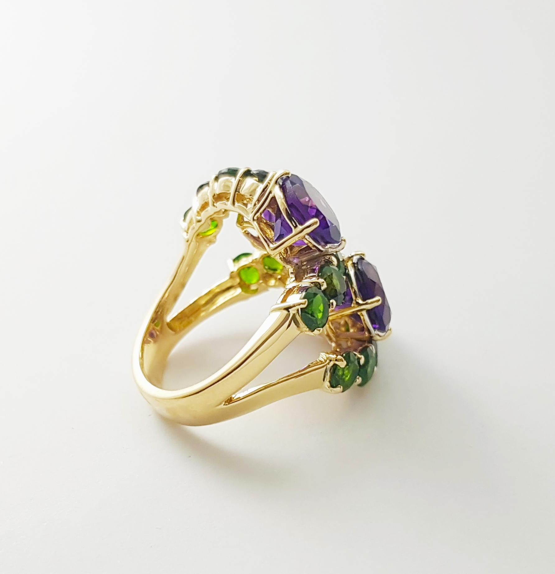 Amethyst and Diopside Ring set in 18K Gold Settings For Sale 8