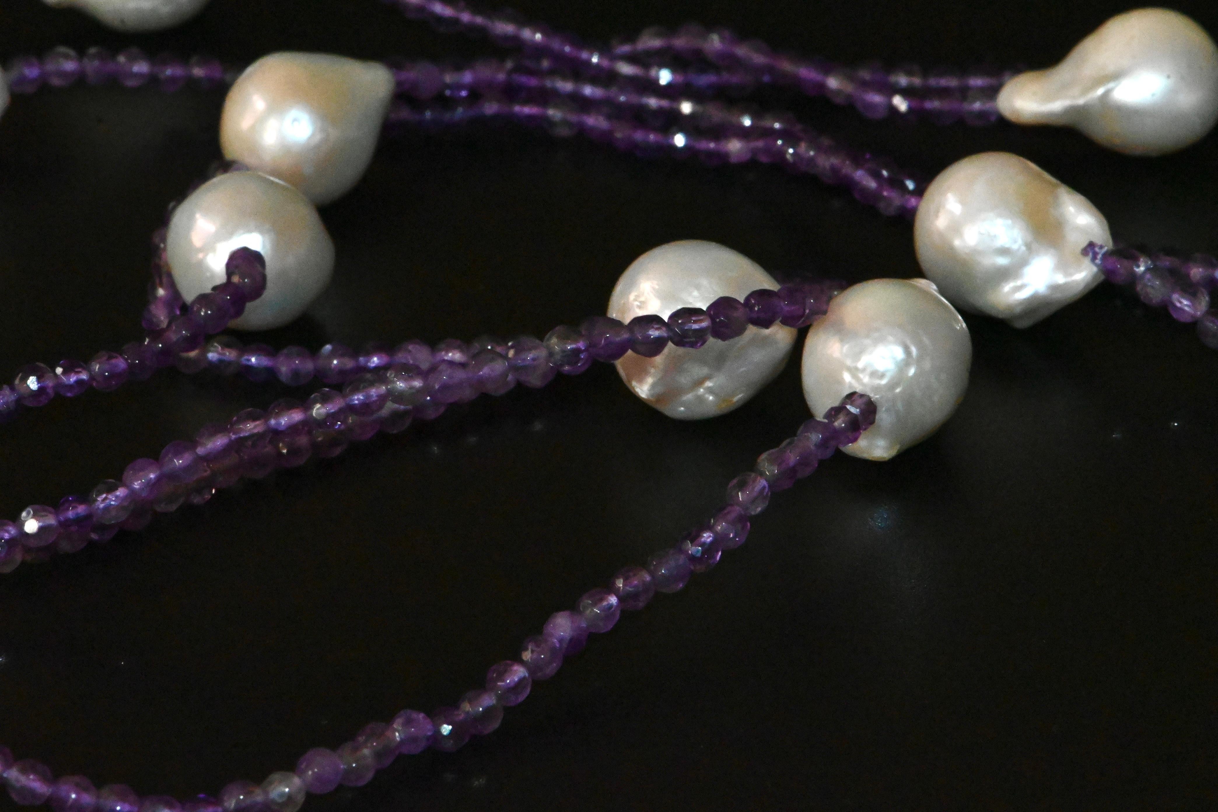 Collana di ametiste e perle d'acqua dolce in vendita 4