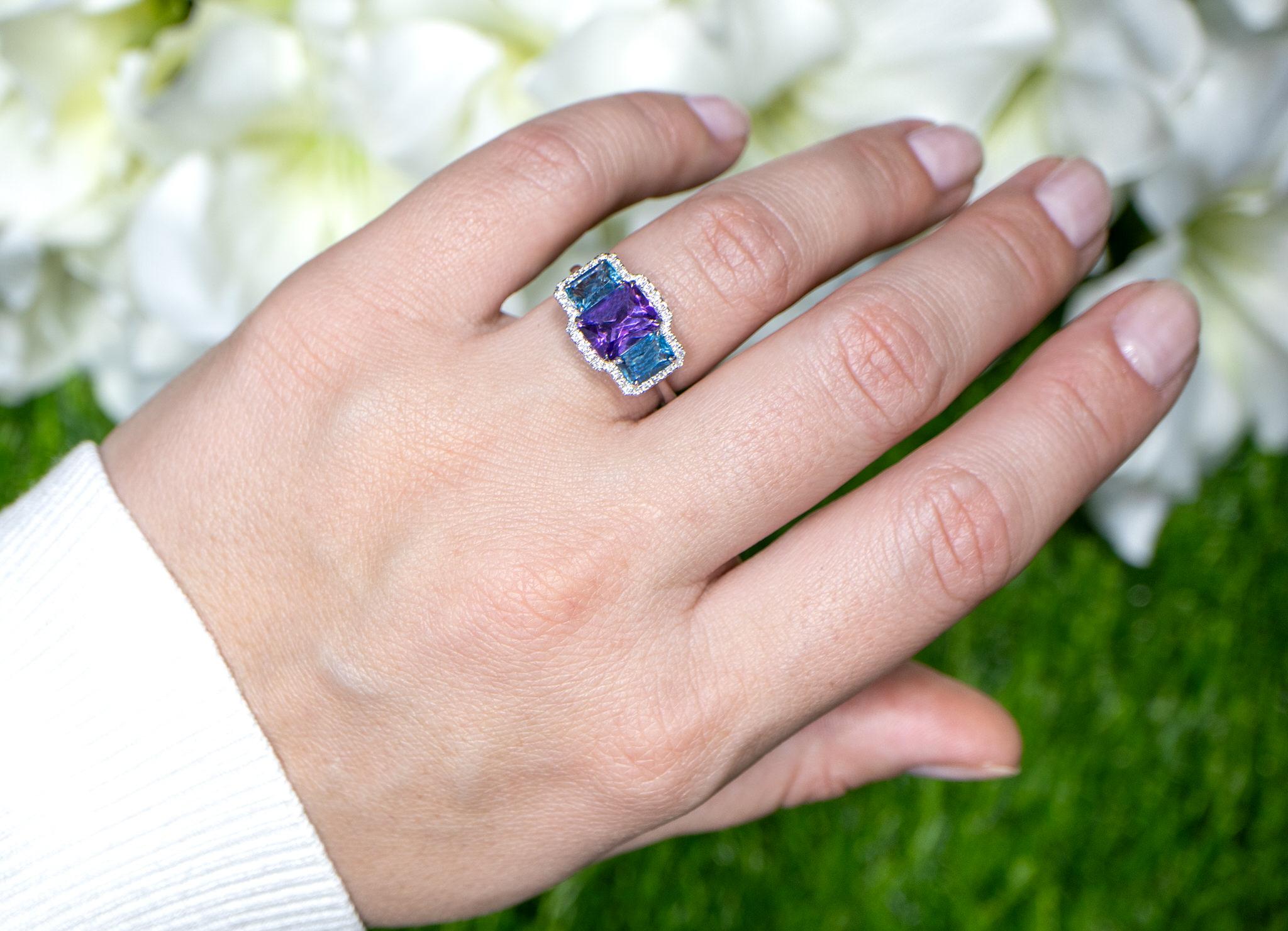It comes with the Gemological Appraisal by GIA GG/AJP
All Gemstones are Natural
Amethyst = 1.60 Carat
London Blue Topazes = 1.28 Carats
Diamonds = 0.18 Carats
Metal: 18K White Gold
Ring Size: 6.5* US
*It can be resized complimentary