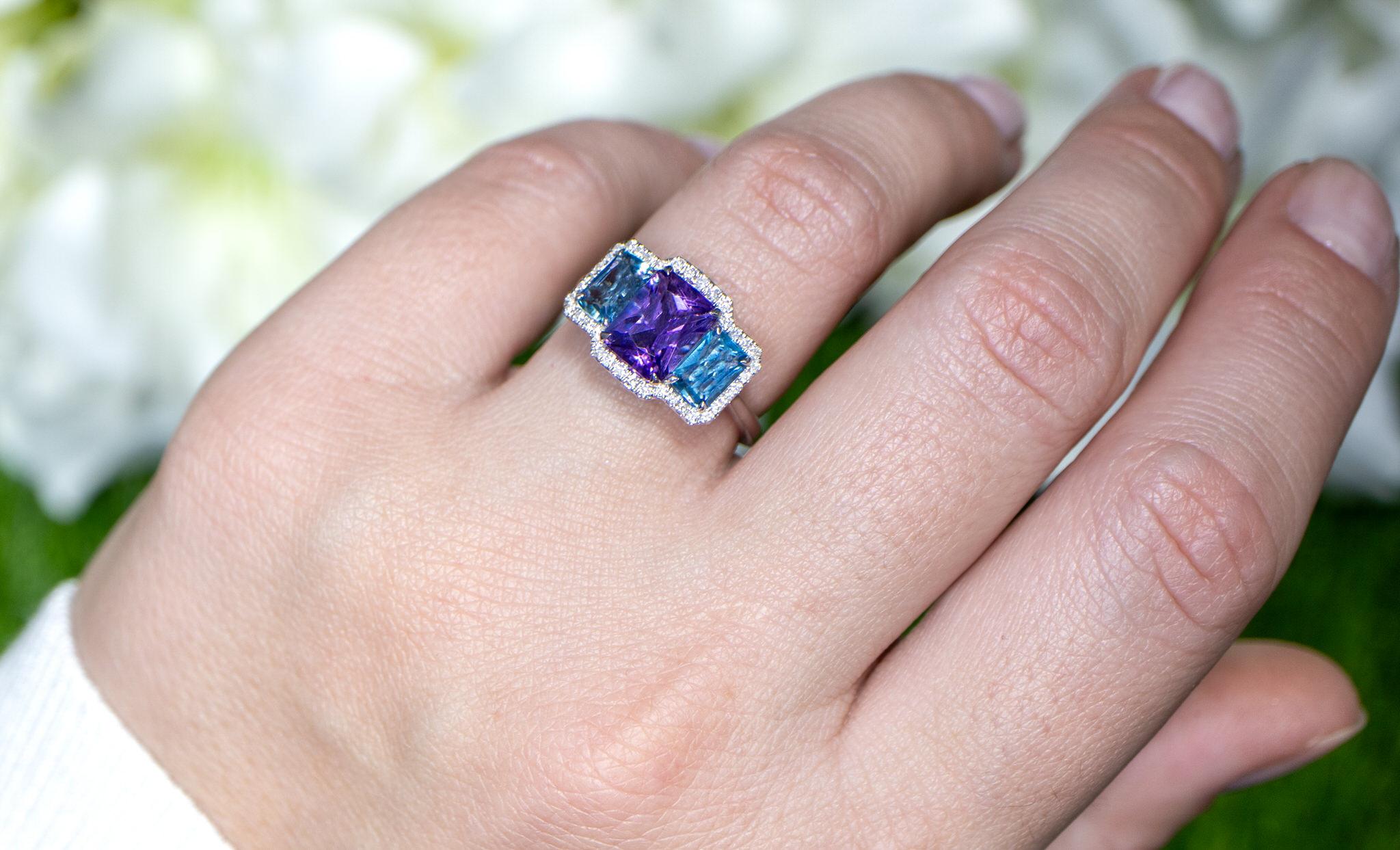 Contemporary Amethyst and London Blue Topaz Three Stone Ring Diamond Setting 3.06 Carats 18K For Sale