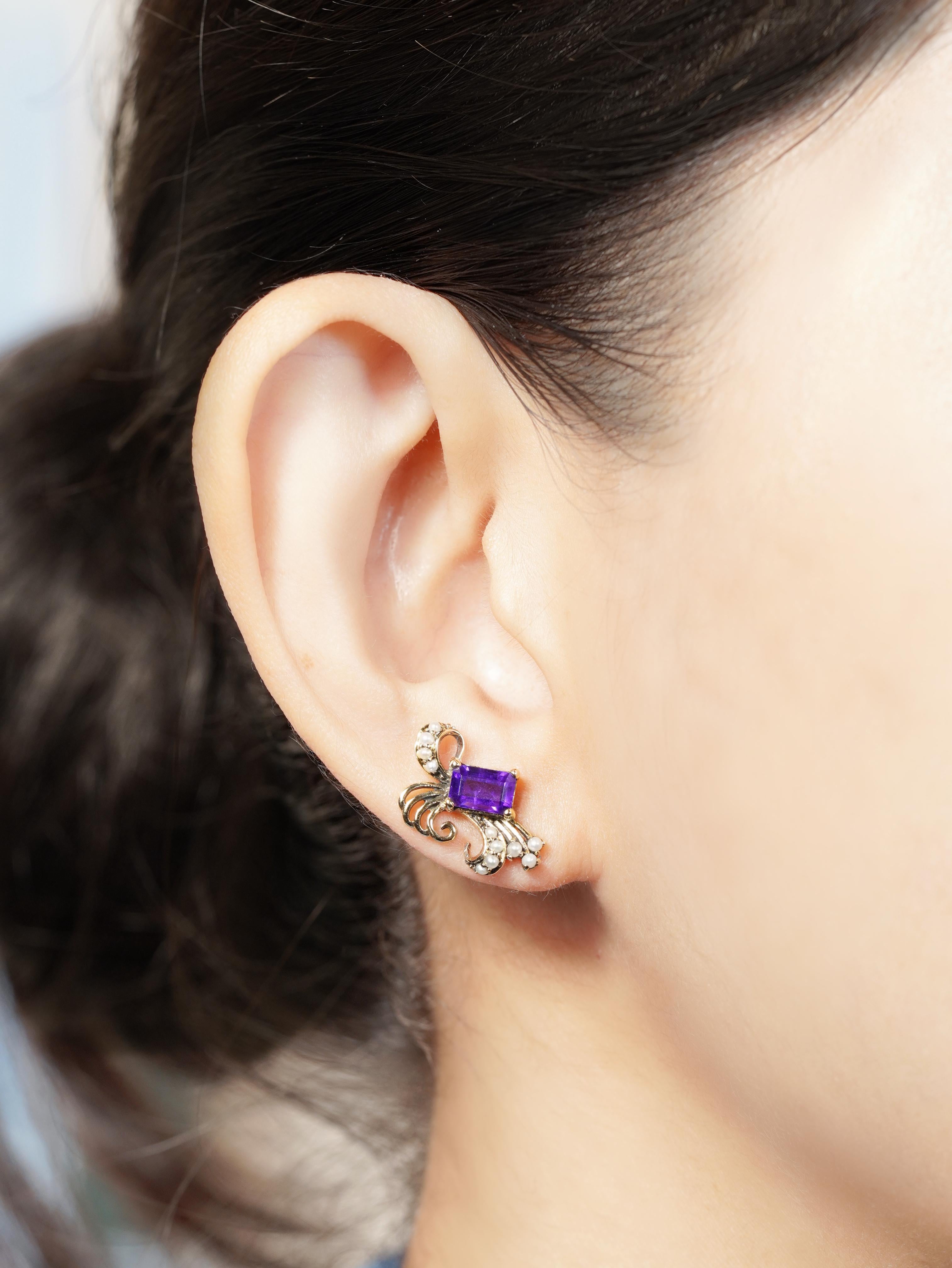 Amethyst and Pearl Vintage Style  Peacock Stud Earrings in 9K Yellow Gold For Sale 1