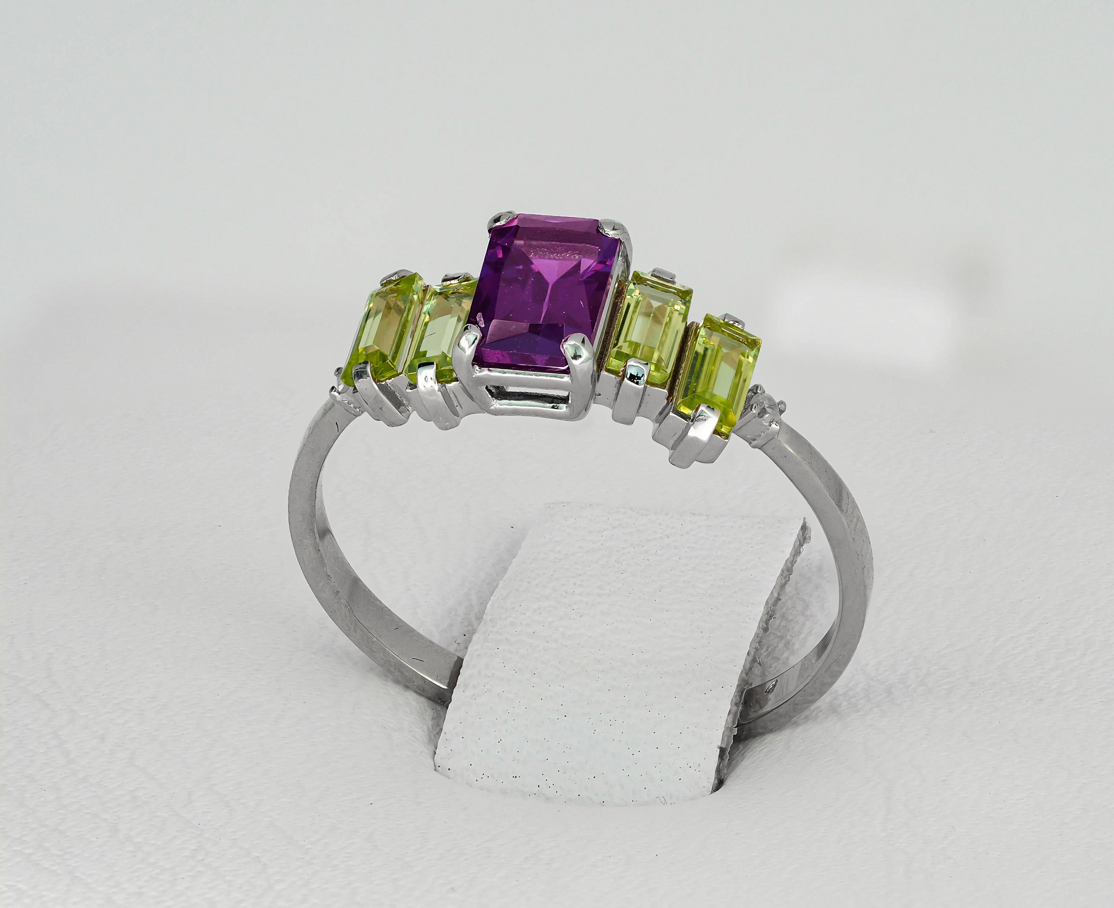 For Sale:  Amethyst and Peridot 14k Gold Ring 6